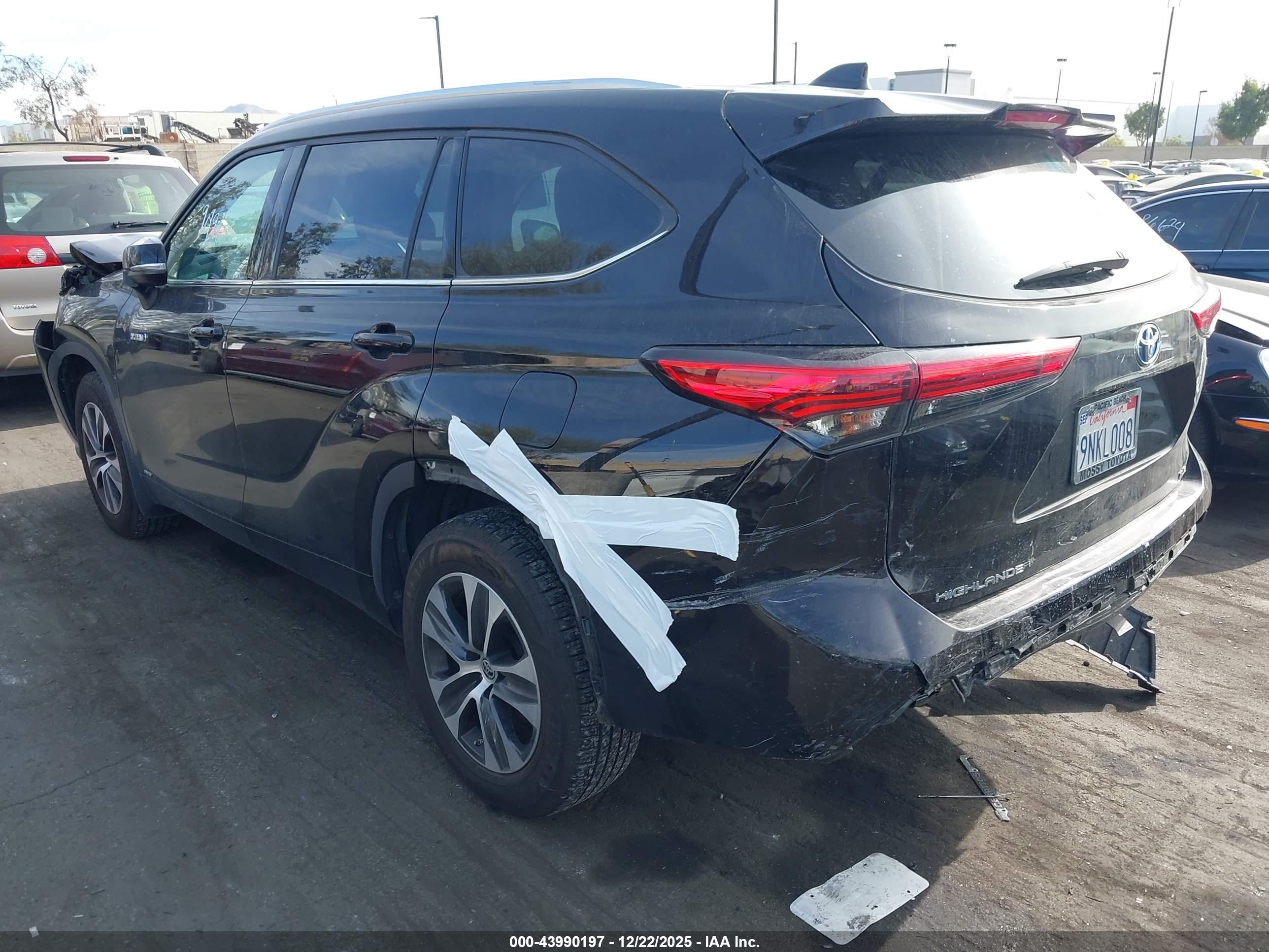 TOYOTA HIGHLANDER image 3