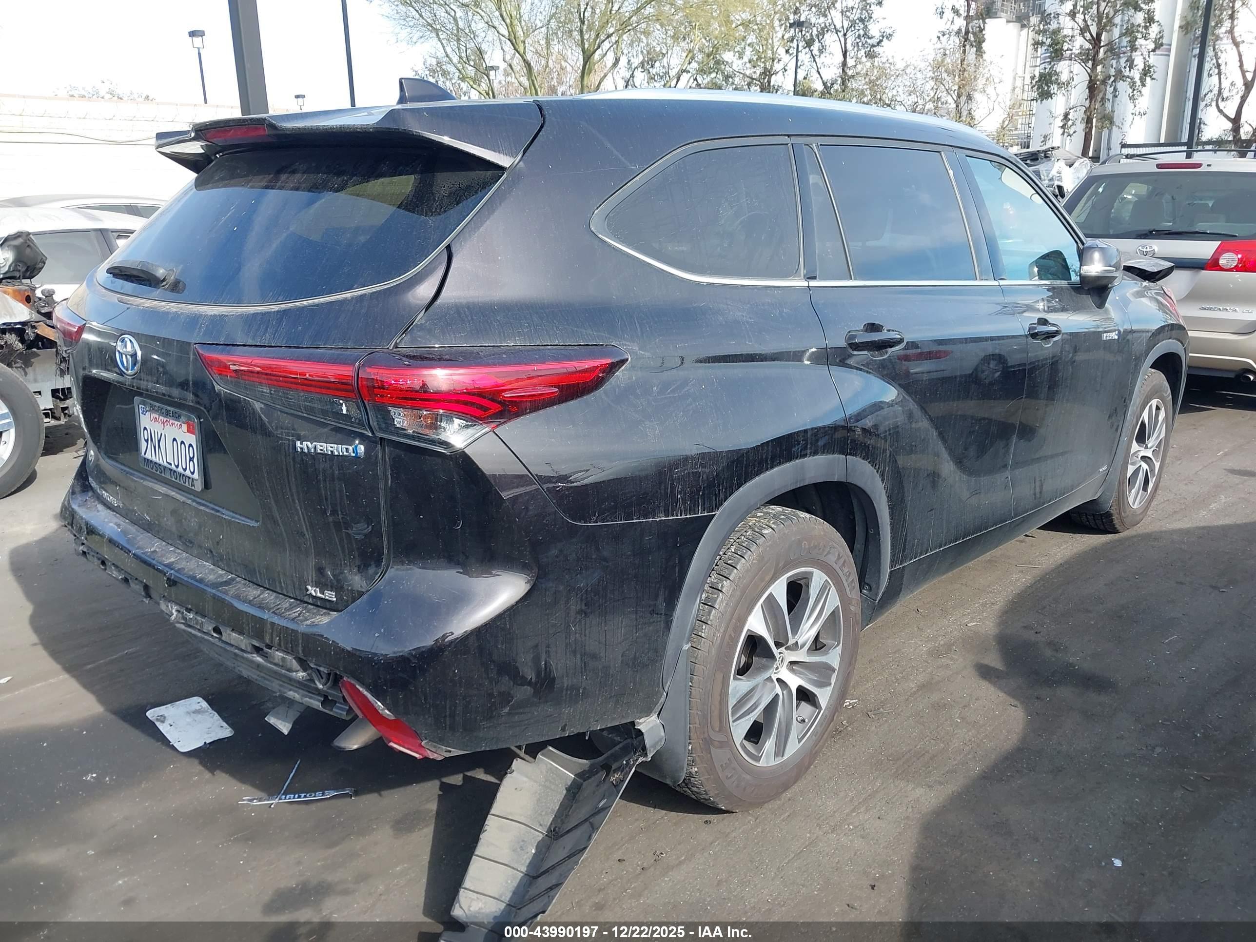 TOYOTA HIGHLANDER image 4