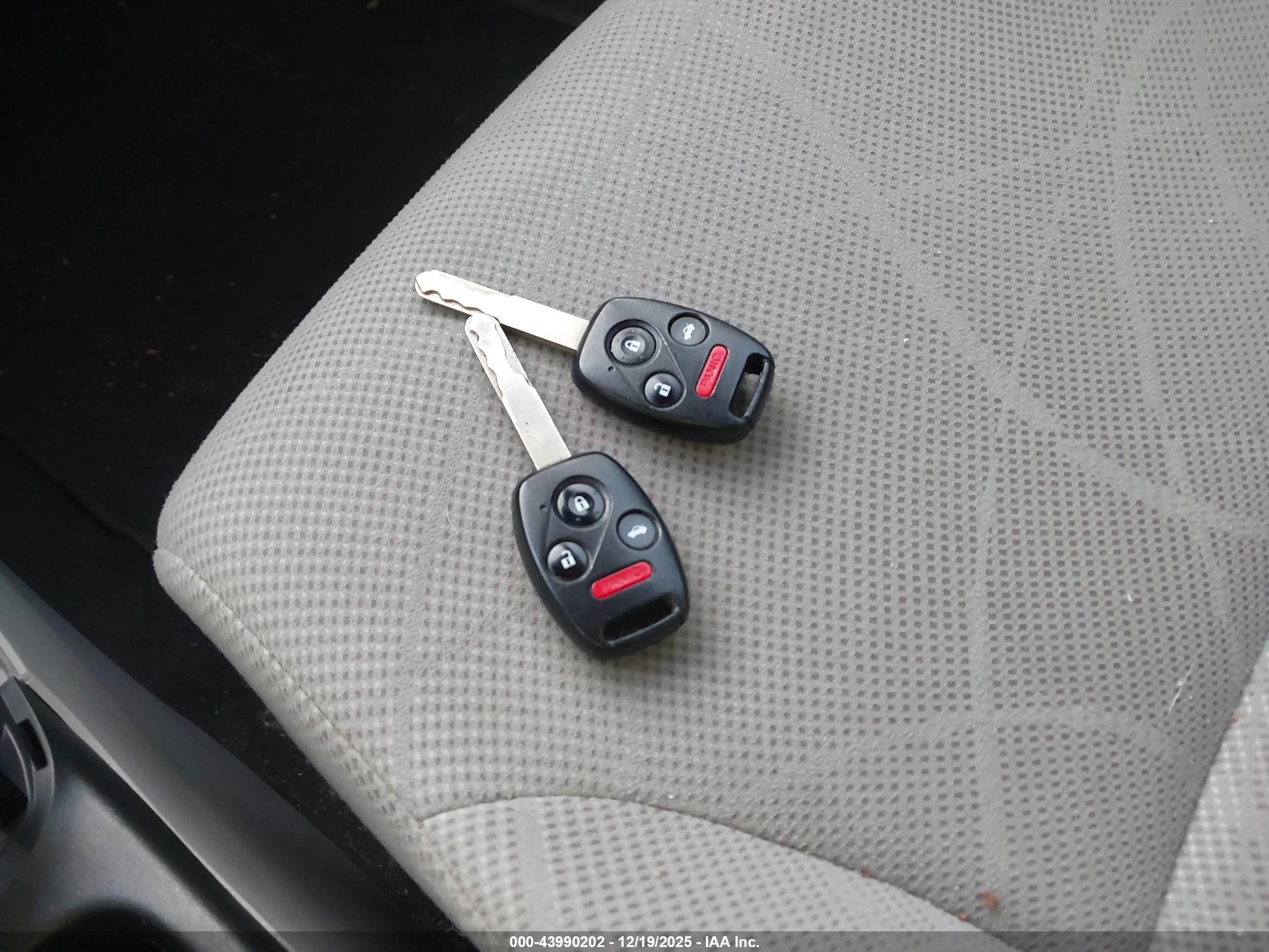 HONDA CIVIC image 11