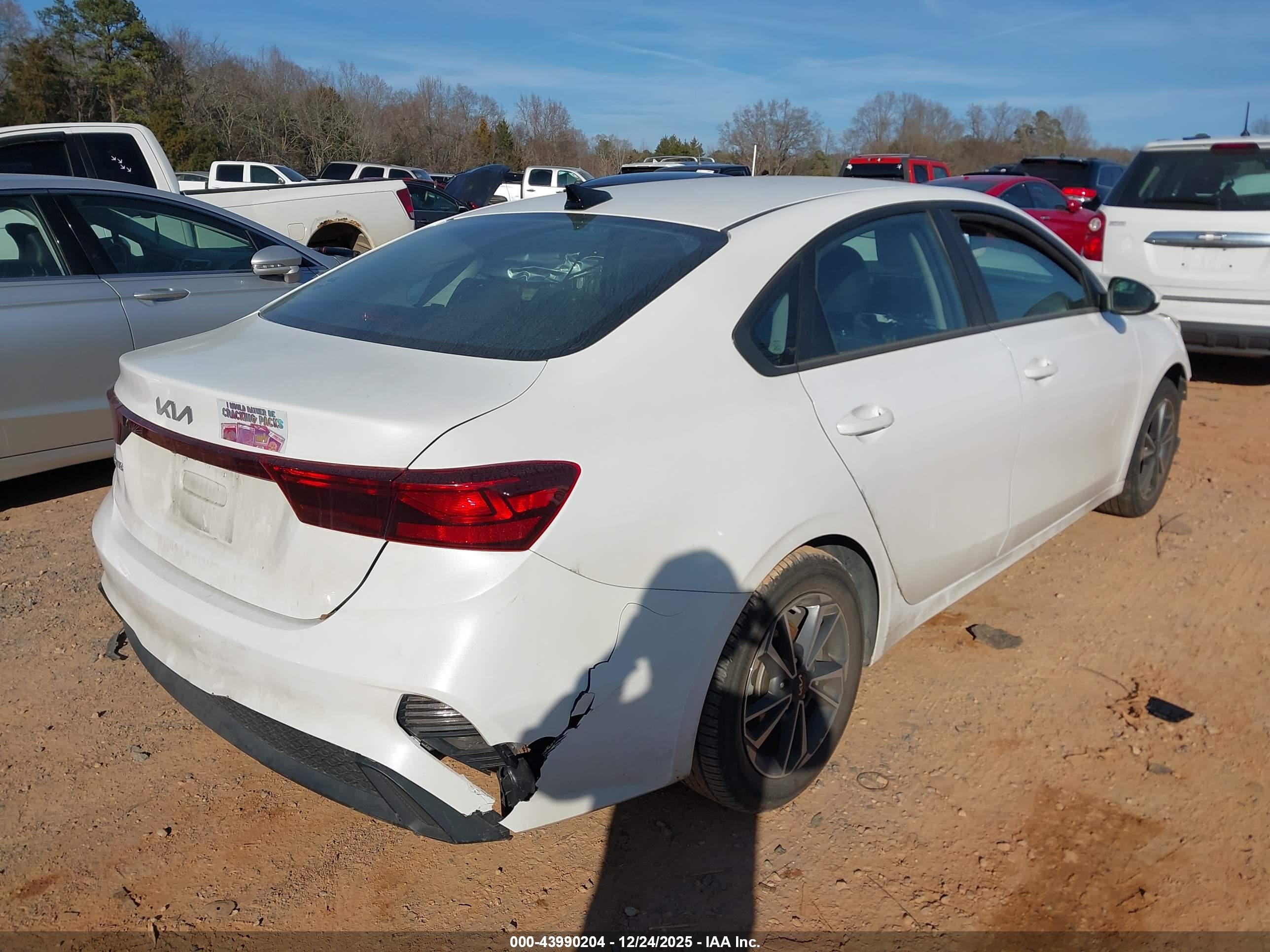 KIA FORTE image 4