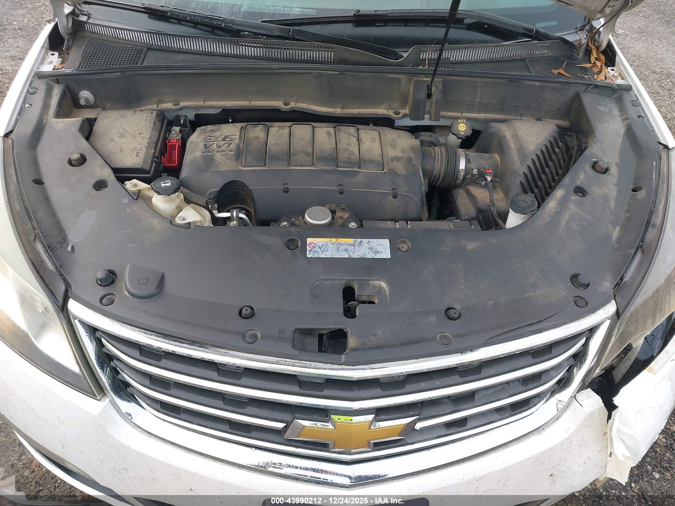 CHEVROLET TRAVERSE image 10