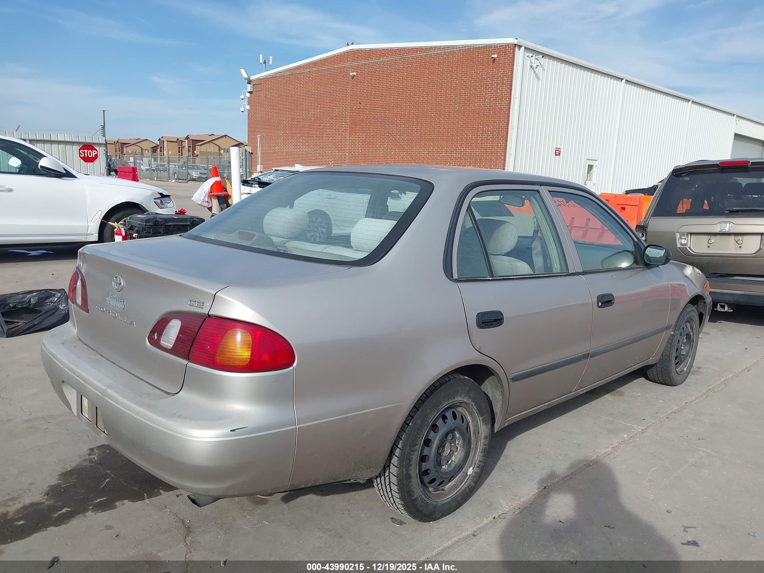 TOYOTA COROLLA image 4