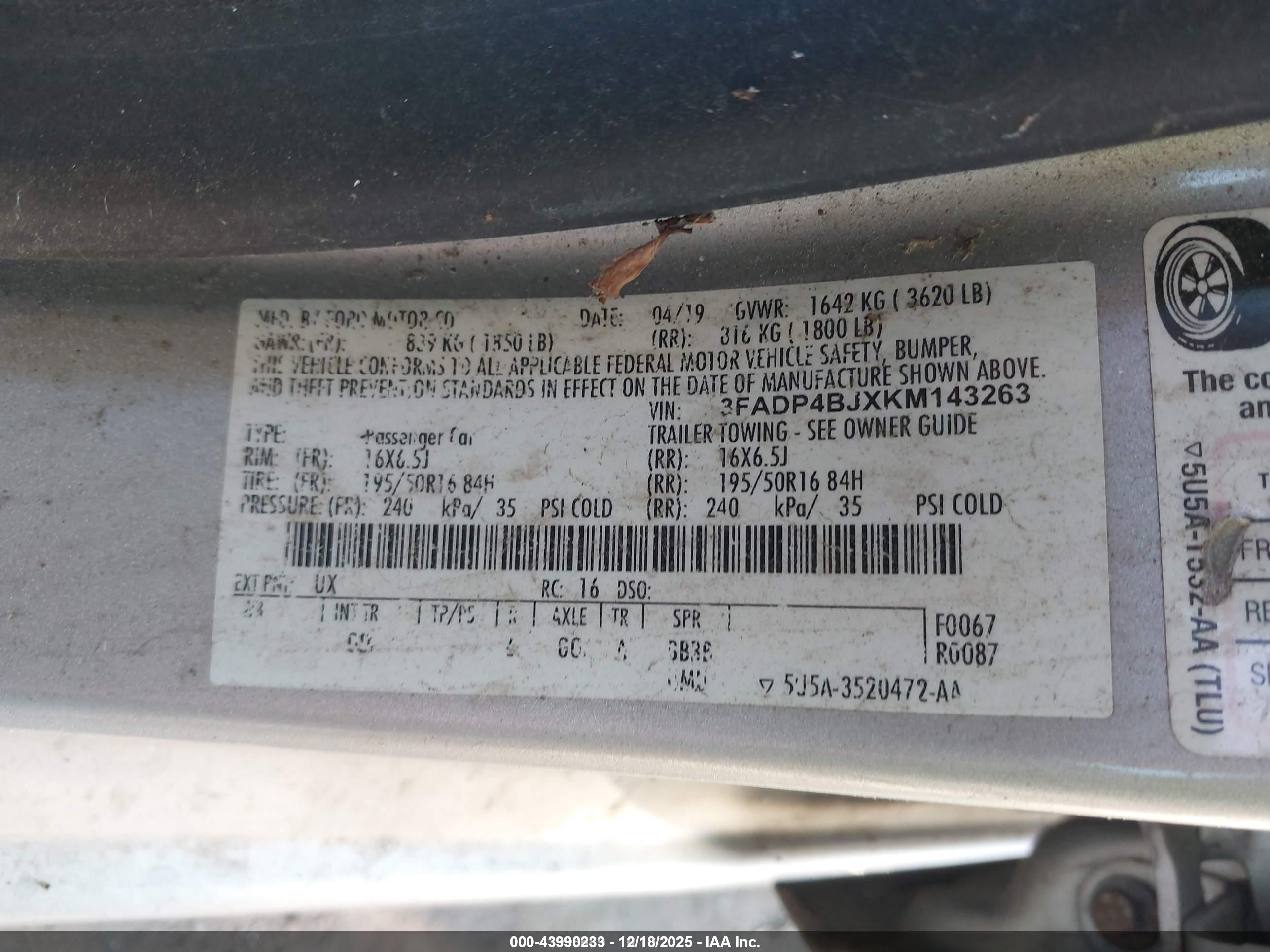 FORD FIESTA image 9