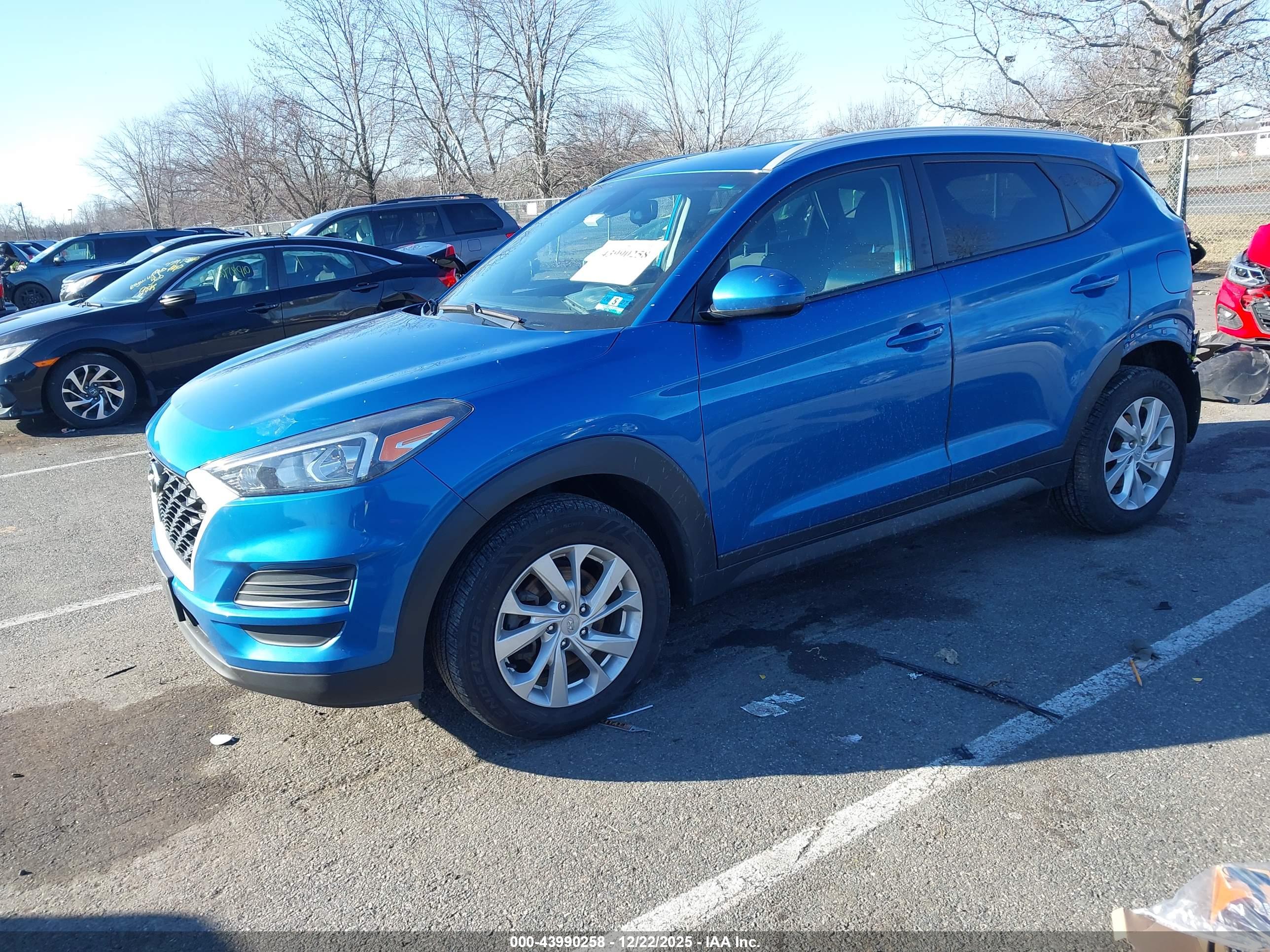 HYUNDAI TUCSON image 2