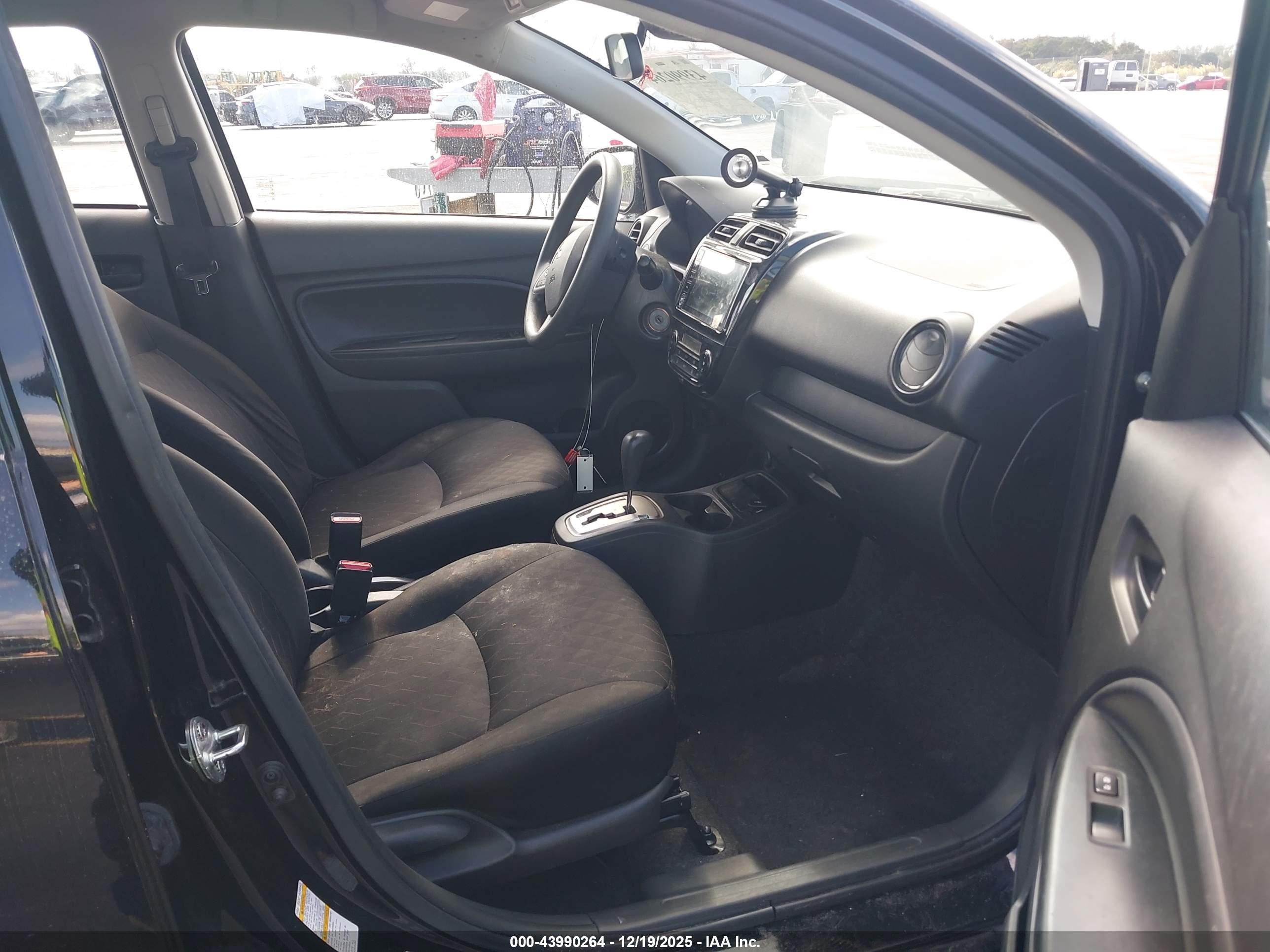 MITSUBISHI MIRAGE image 5