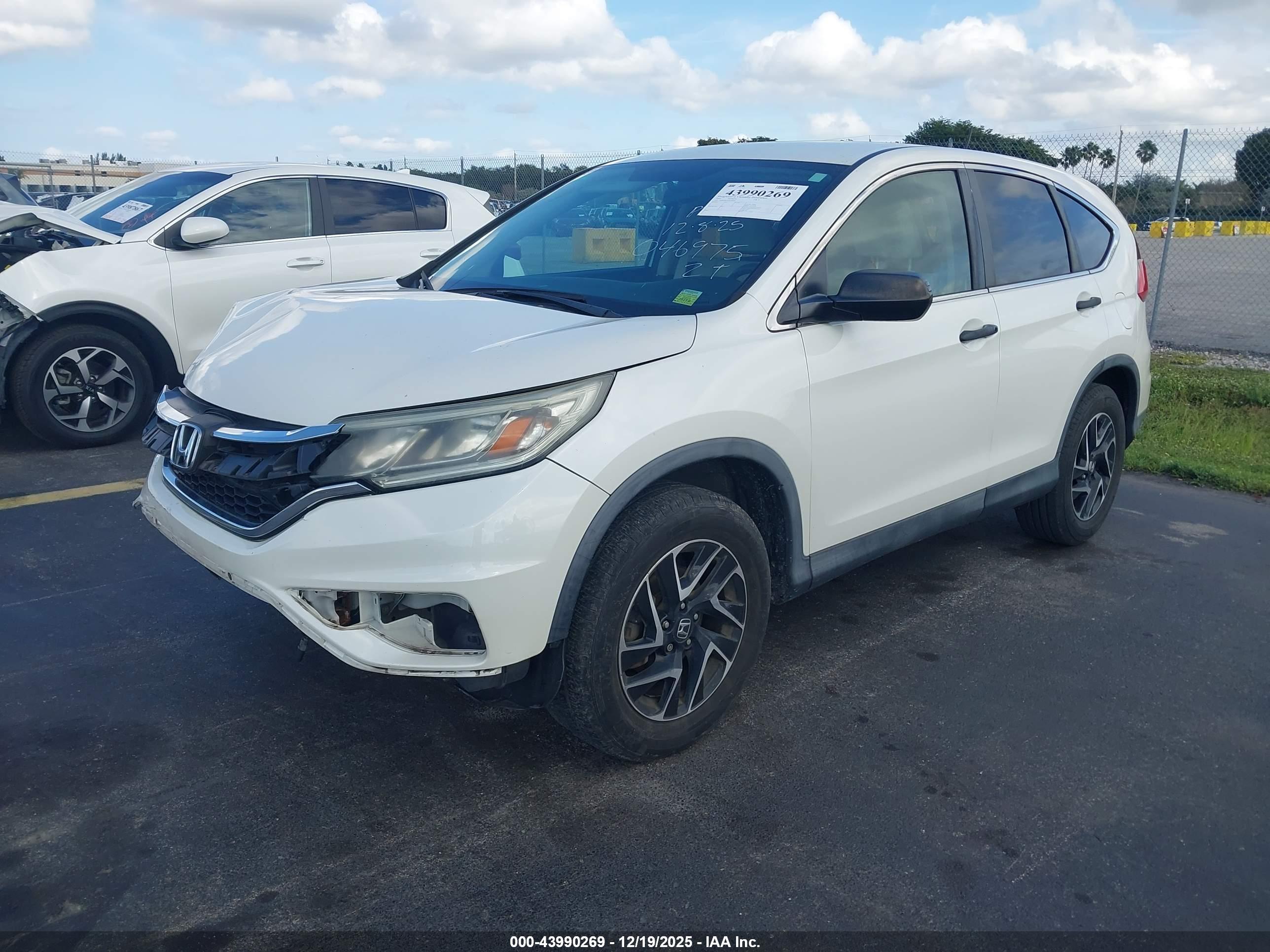 HONDA CR-V image 2