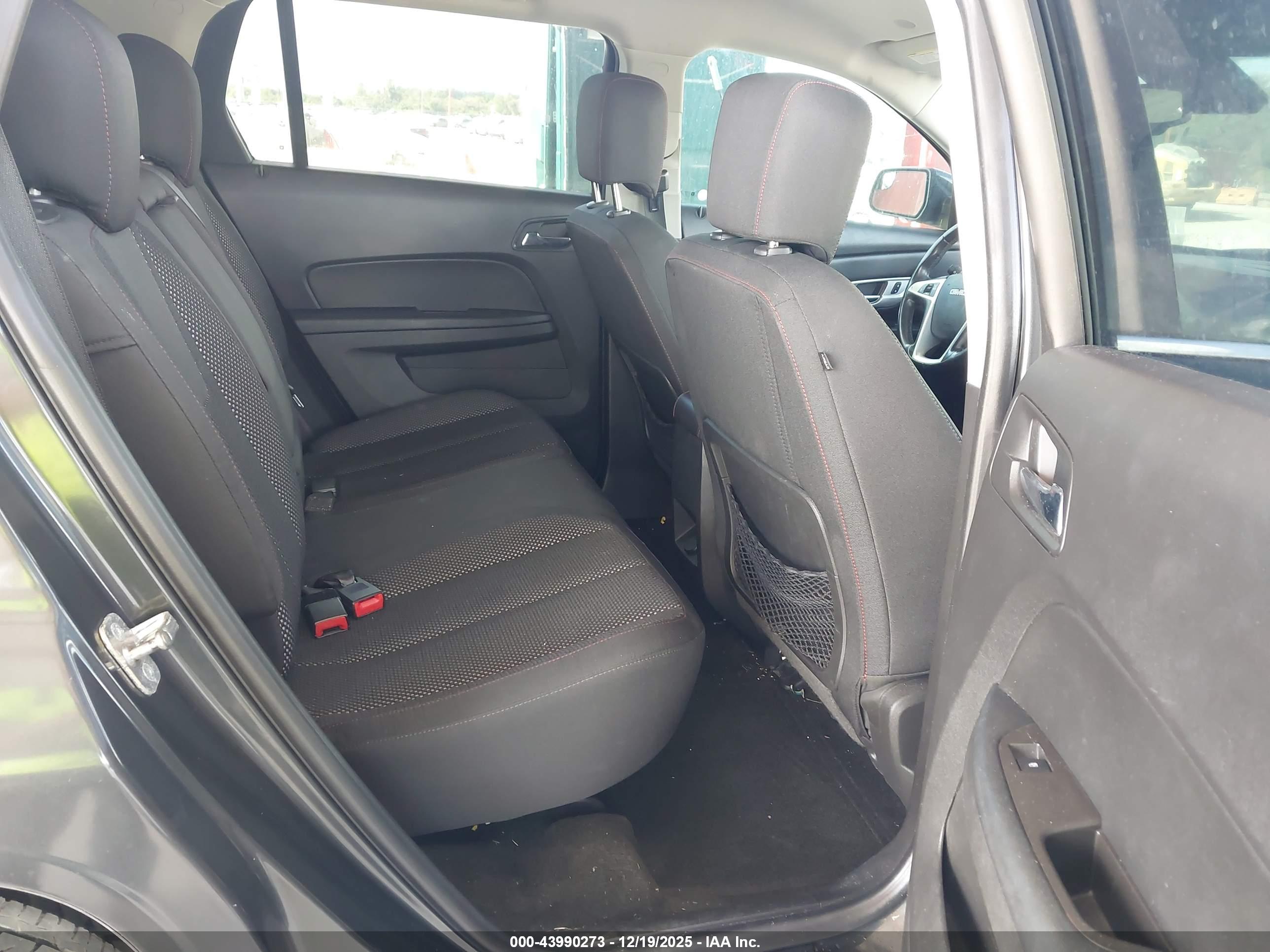 GMC TERRAIN image 8