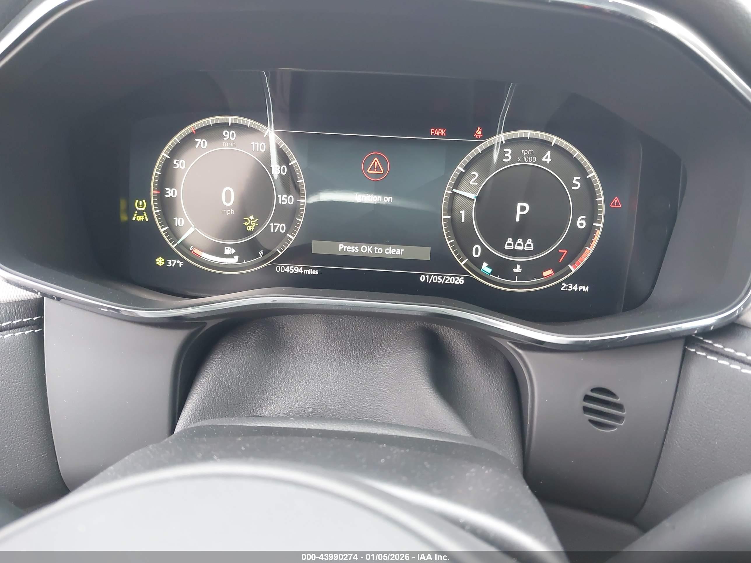 JAGUAR F-PACE image 7