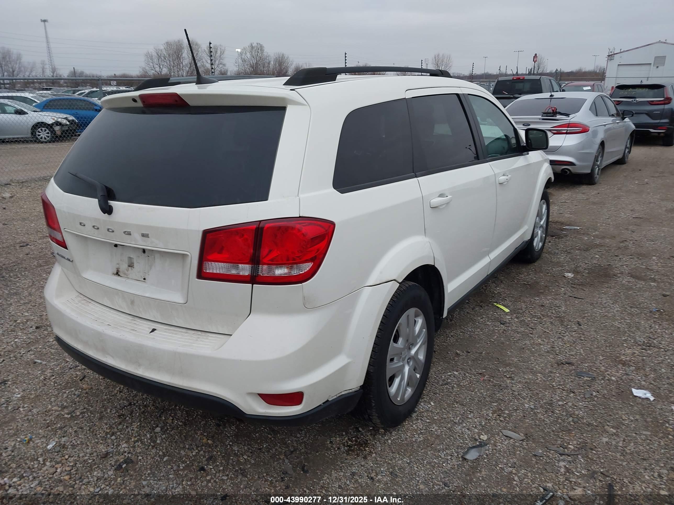 DODGE JOURNEY image 4