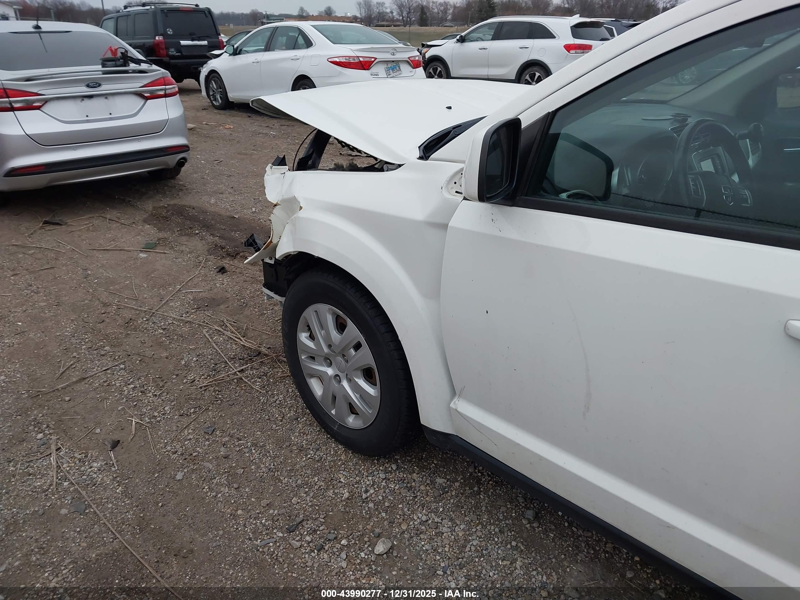 DODGE JOURNEY image 6