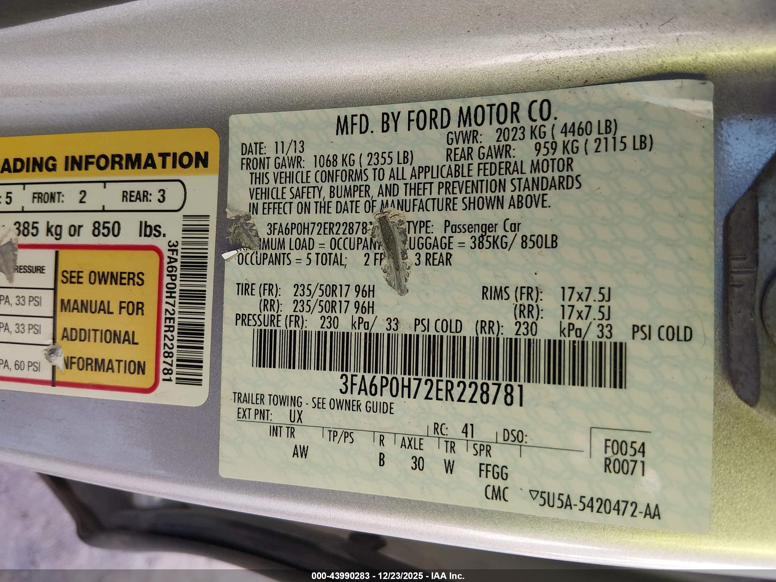 FORD FUSION image 9
