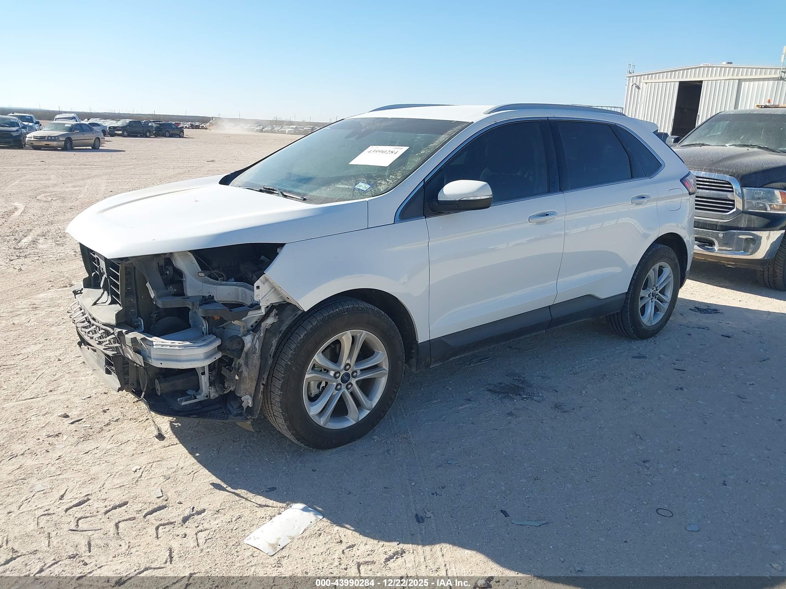 FORD EDGE image 2