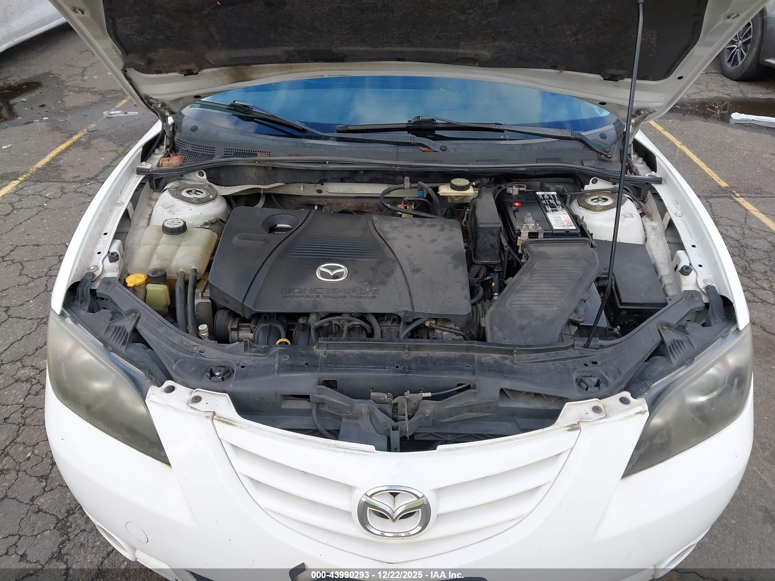 MAZDA MAZDA3 image 10
