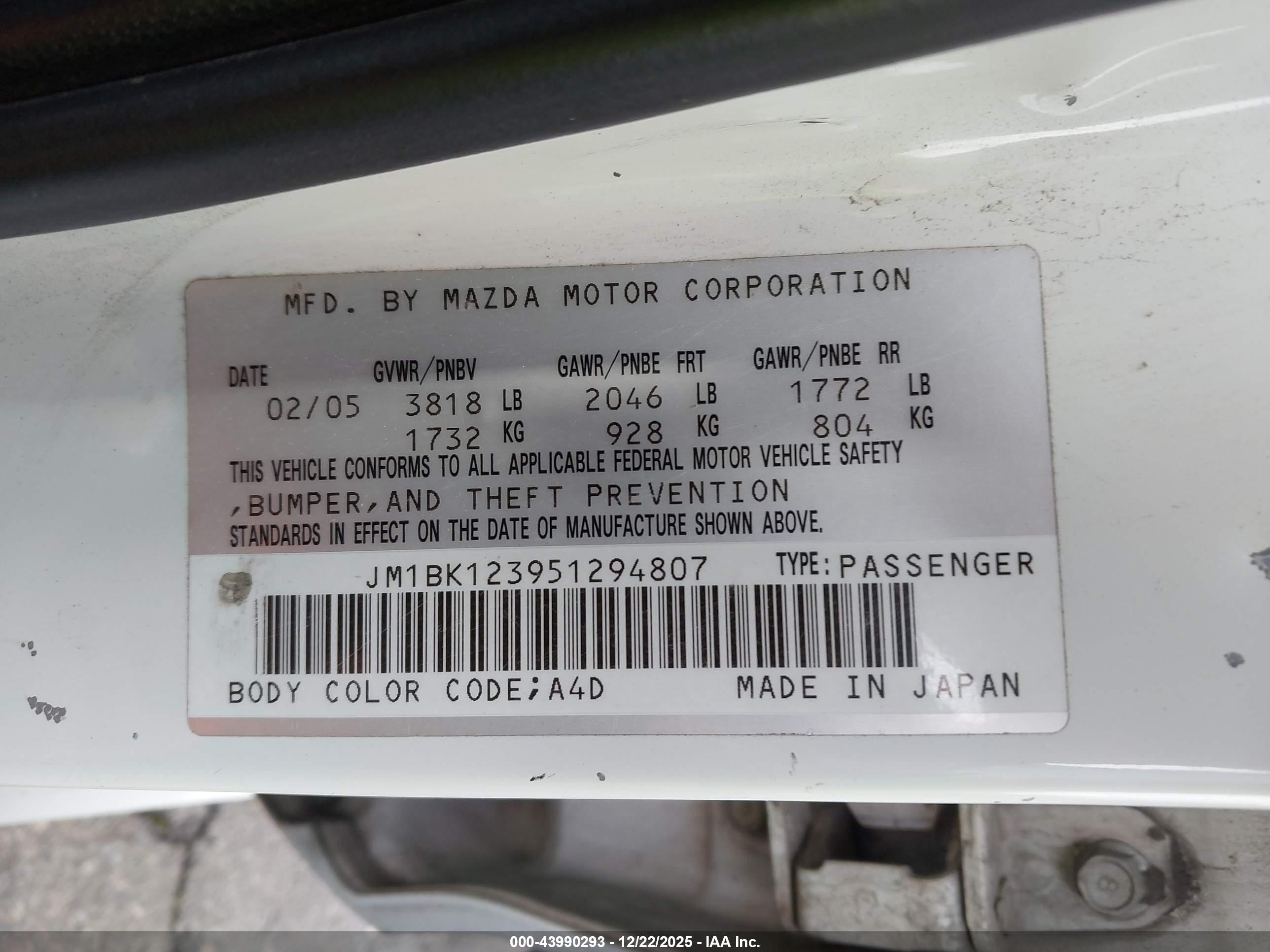 MAZDA MAZDA3 image 9