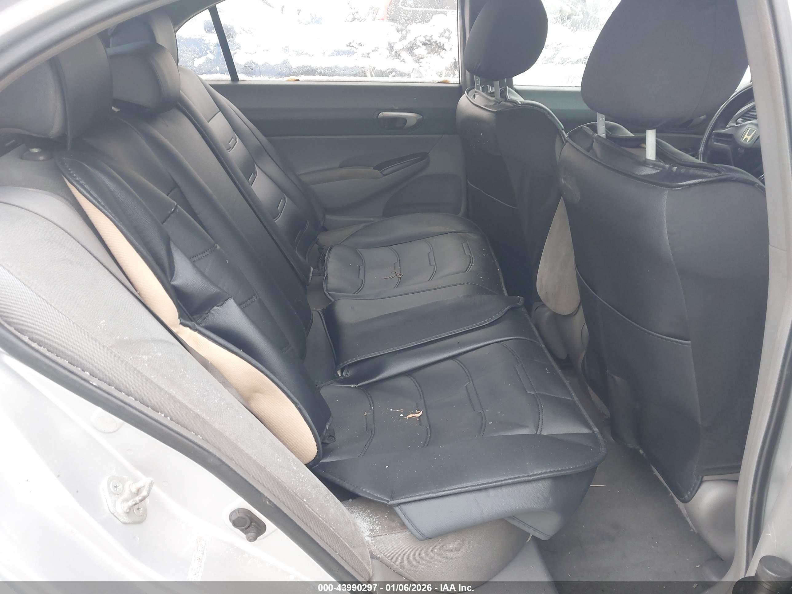 HONDA CIVIC image 8