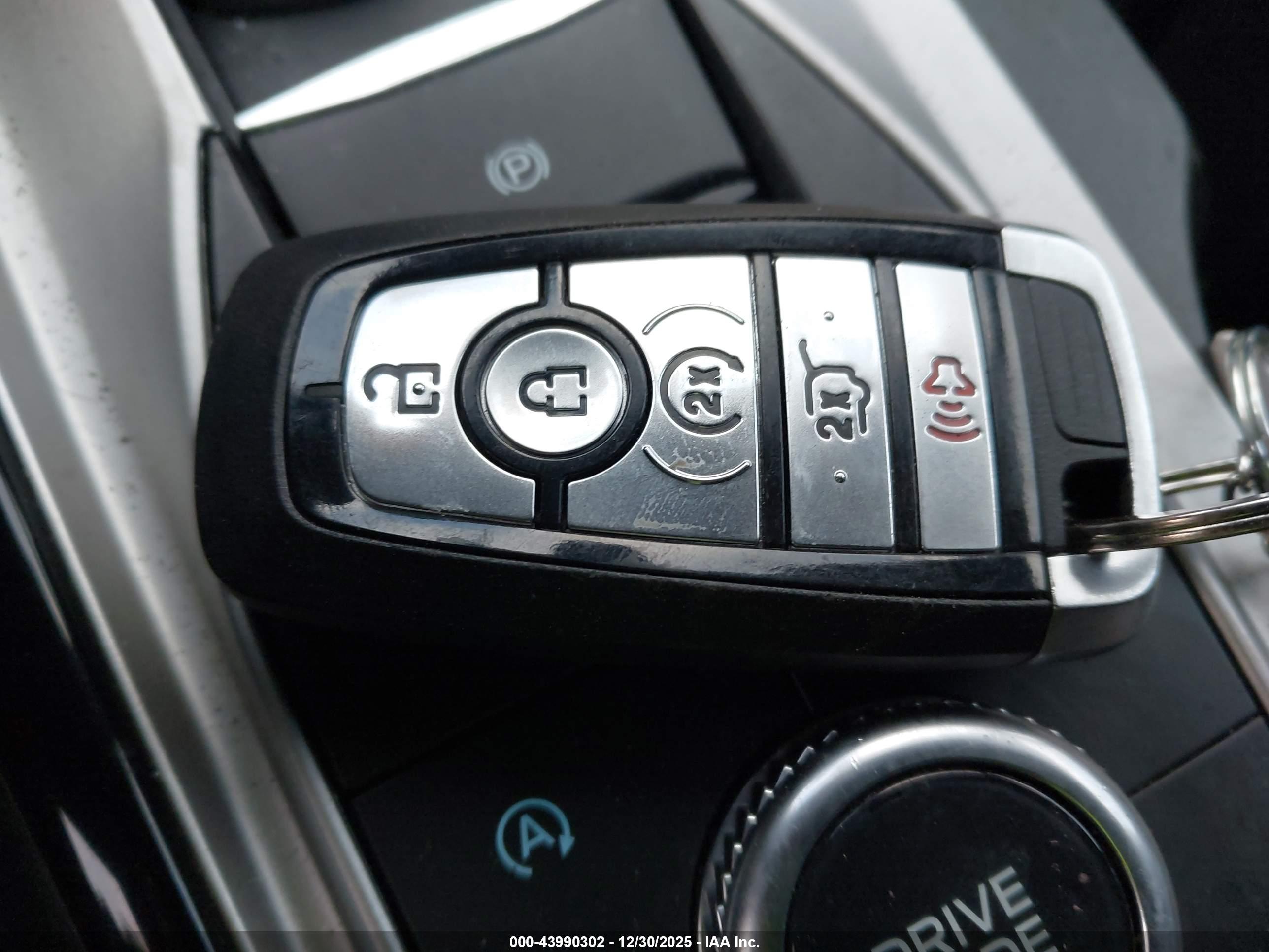 FORD EXPLORER image 11
