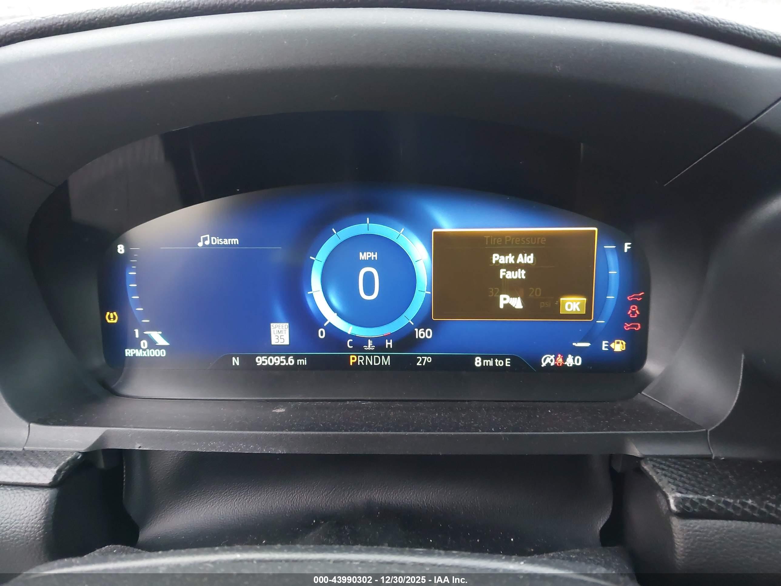 FORD EXPLORER image 7