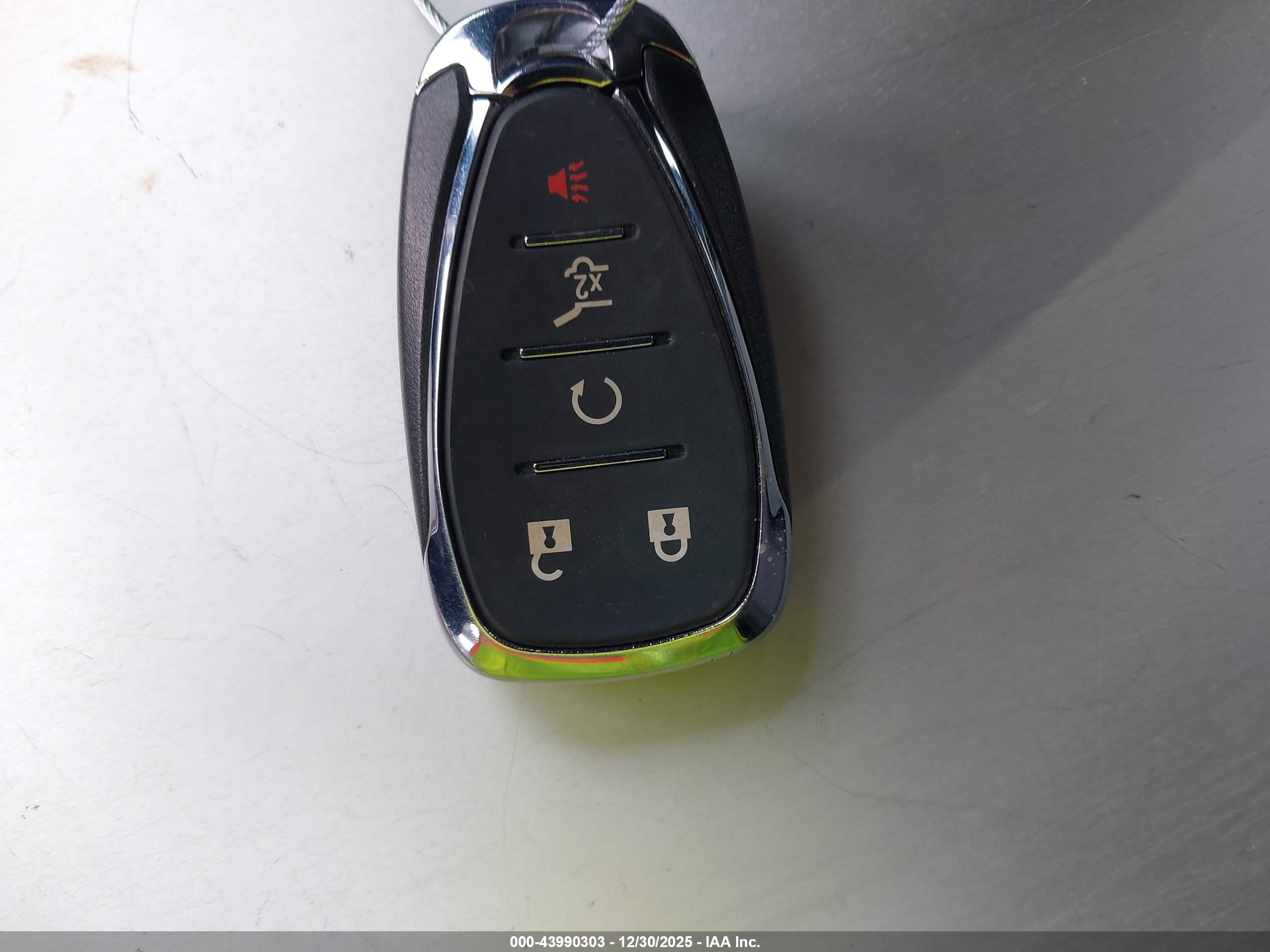 CHEVROLET TRAVERSE image 11