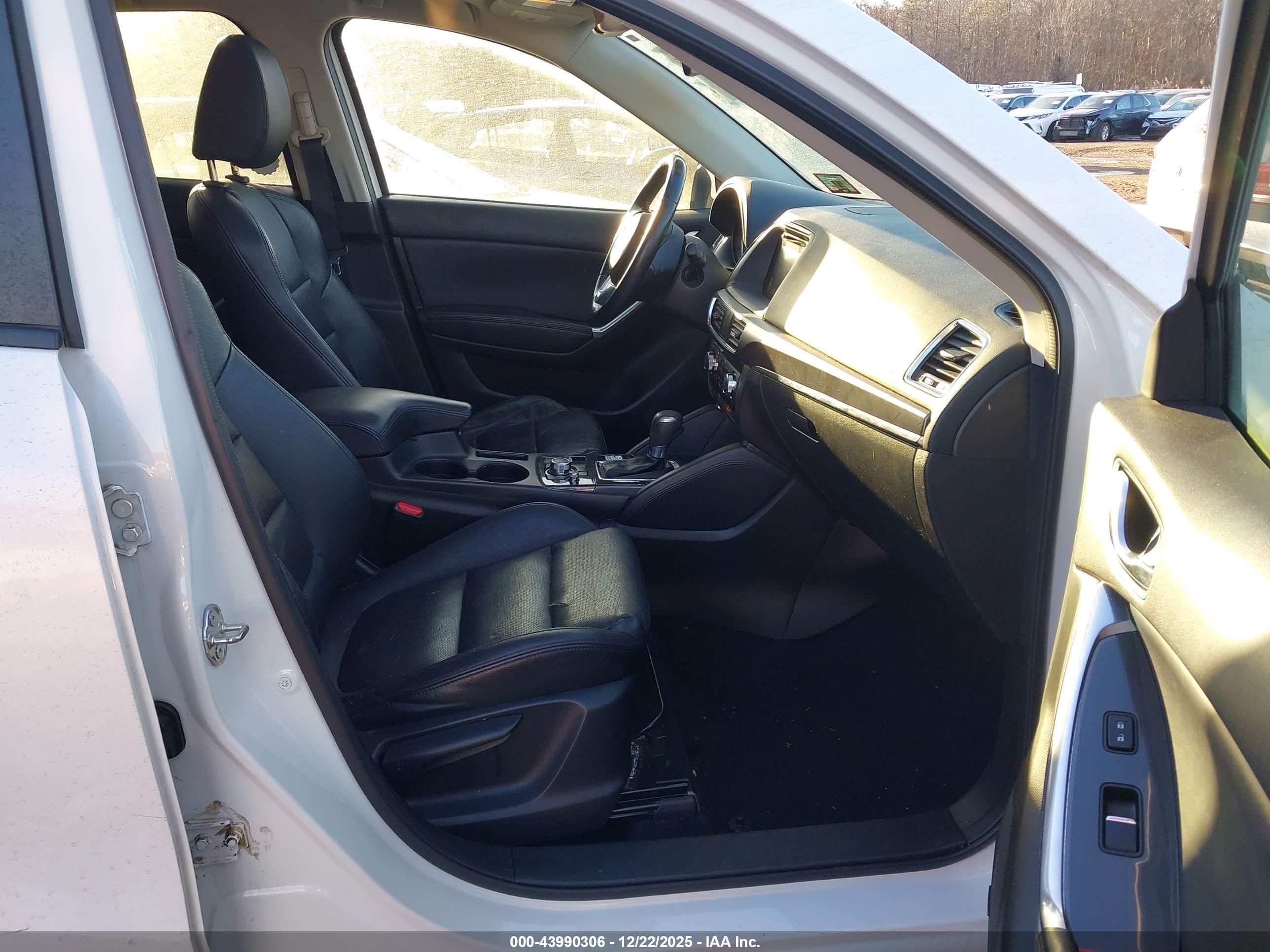 MAZDA CX-5 image 5