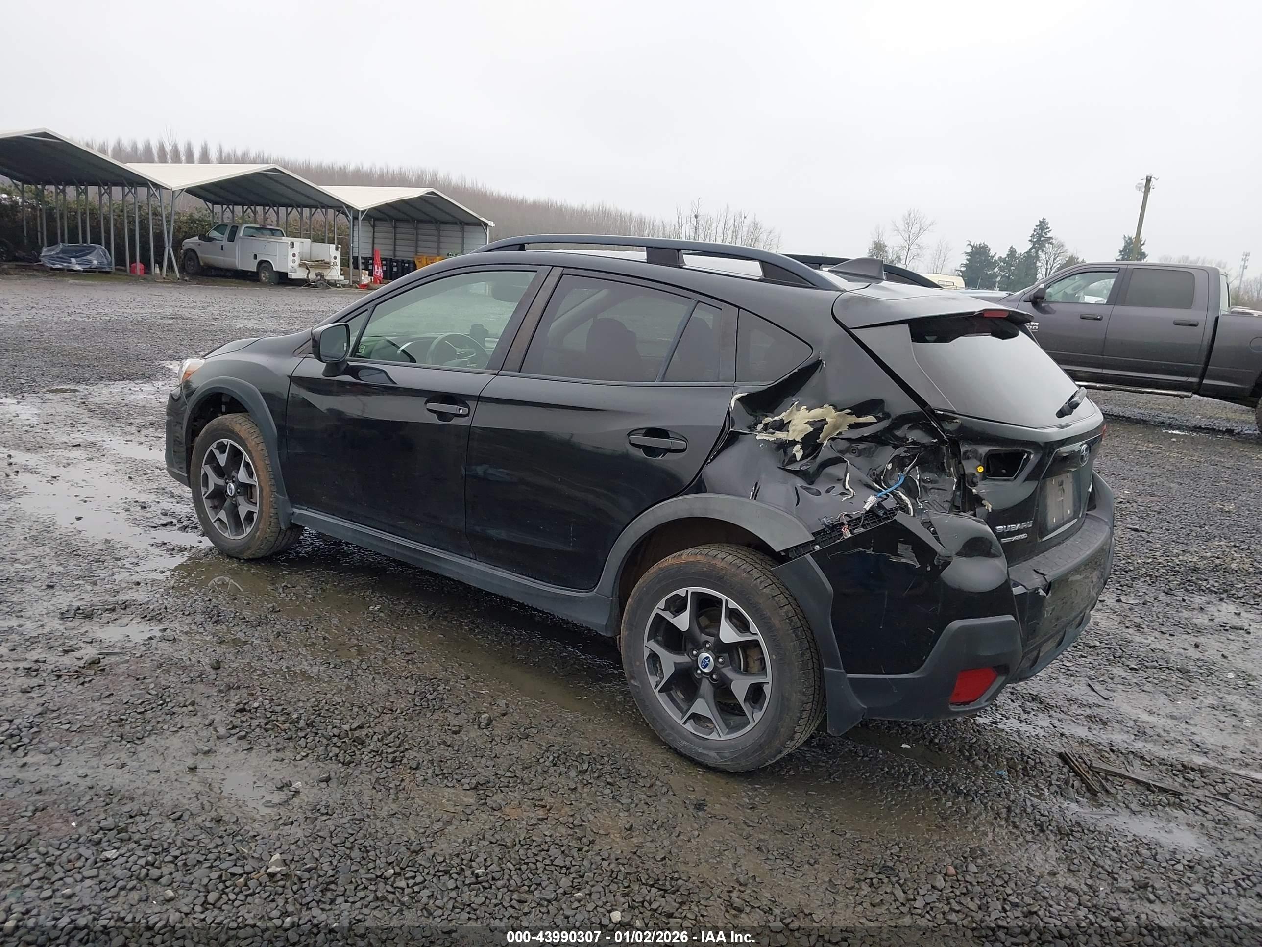 SUBARU CROSSTREK image 3