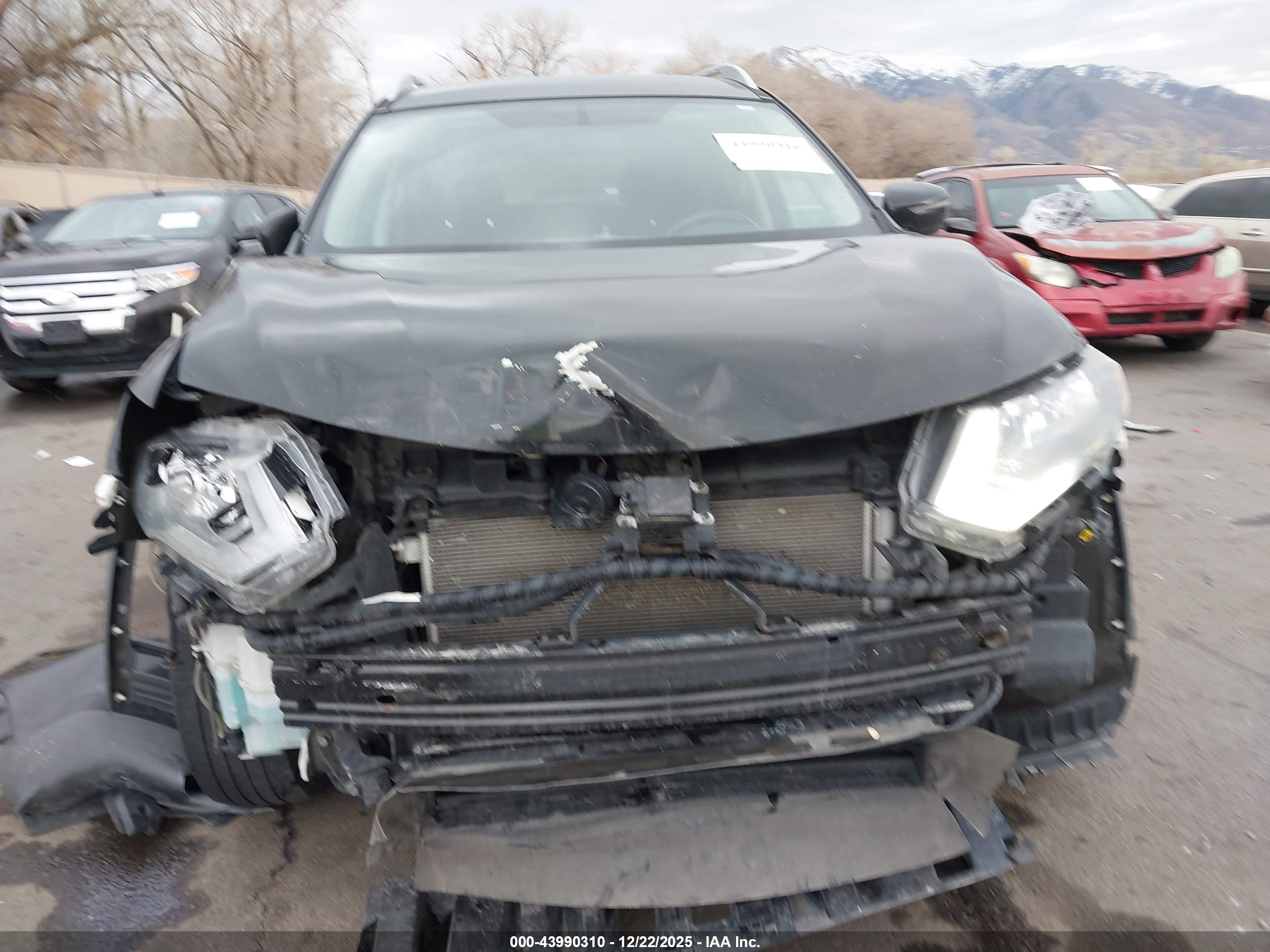 NISSAN ROGUE image 6