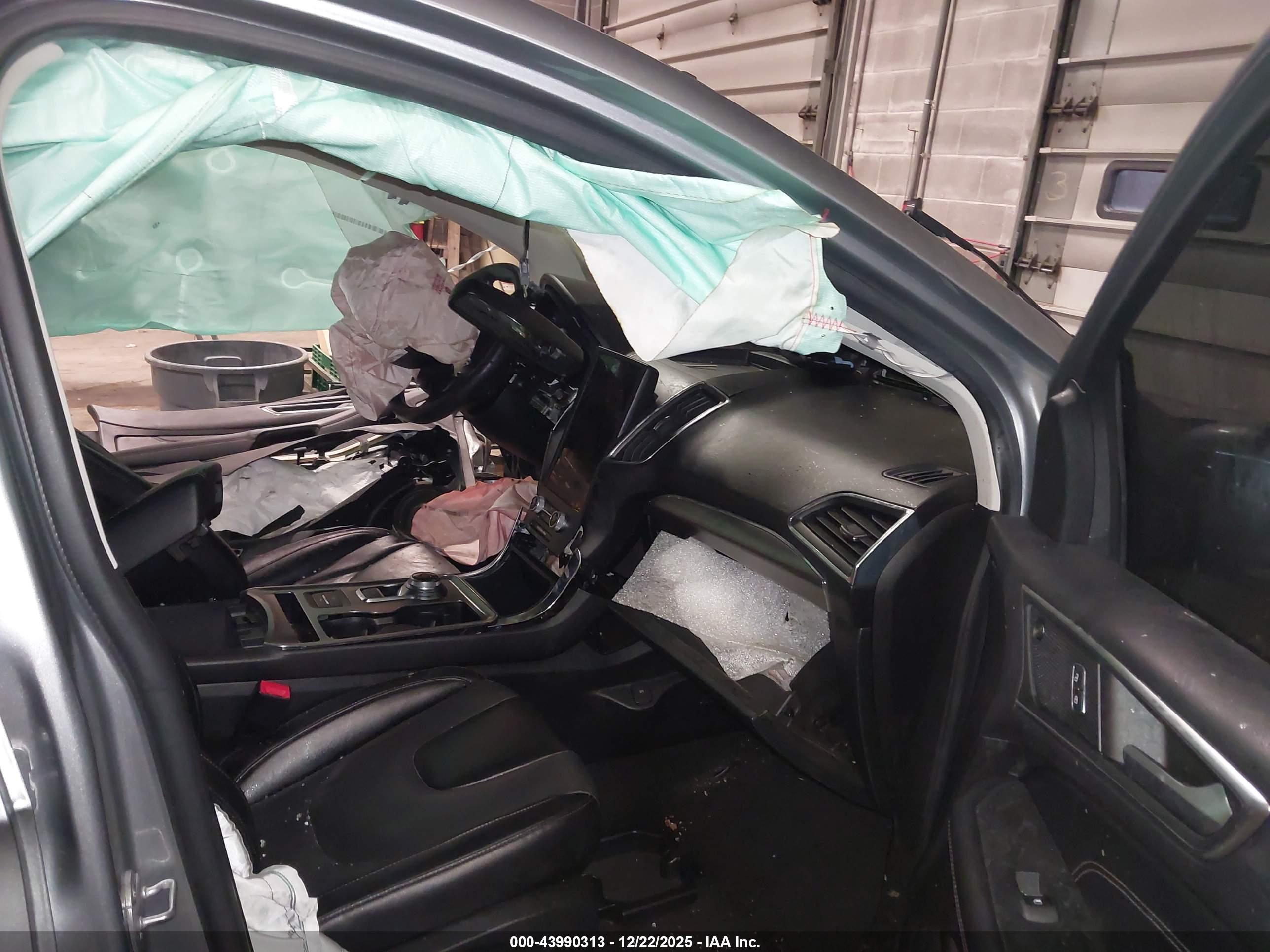 FORD EDGE image 5