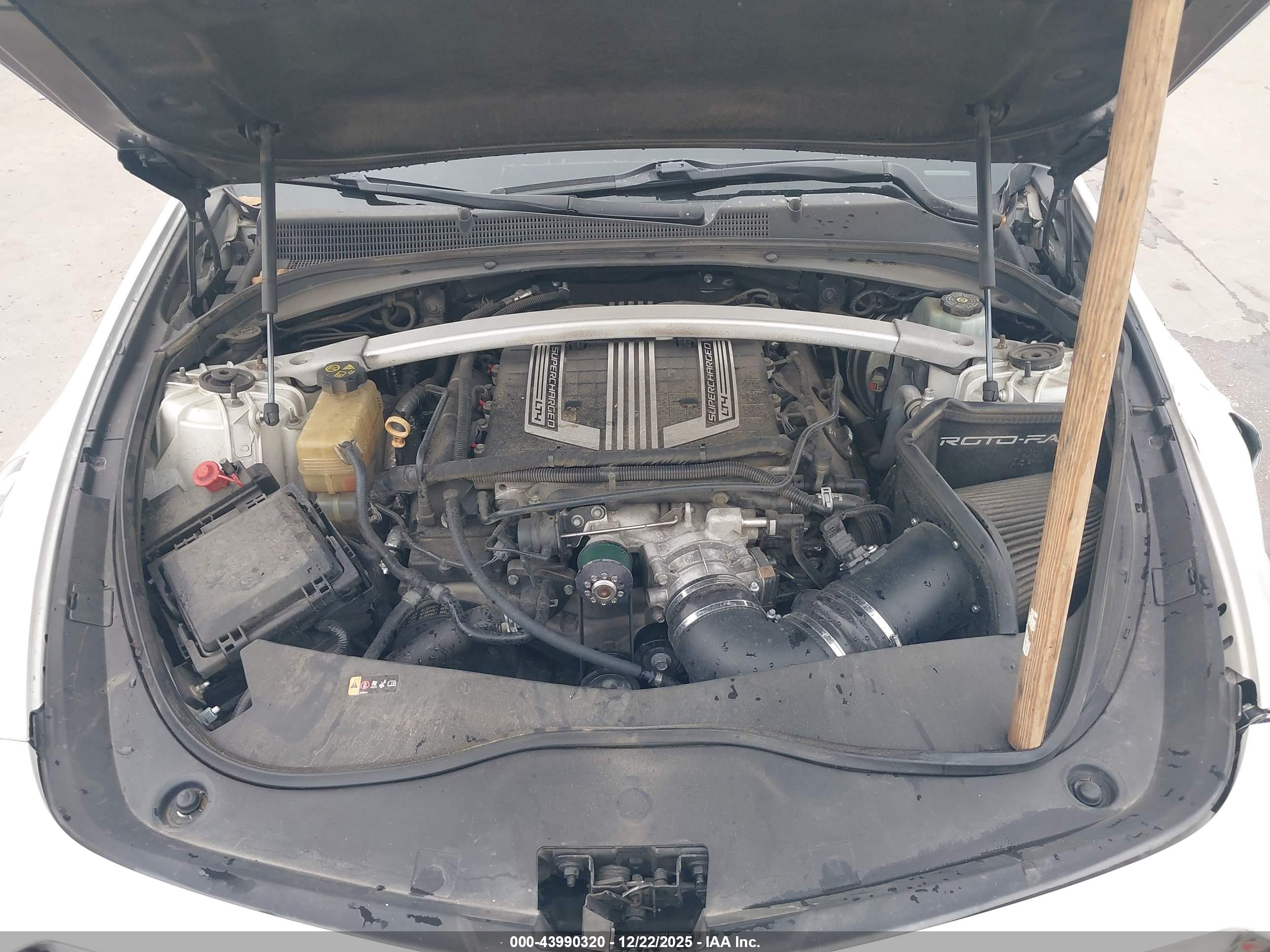 CADILLAC CTS-V image 10
