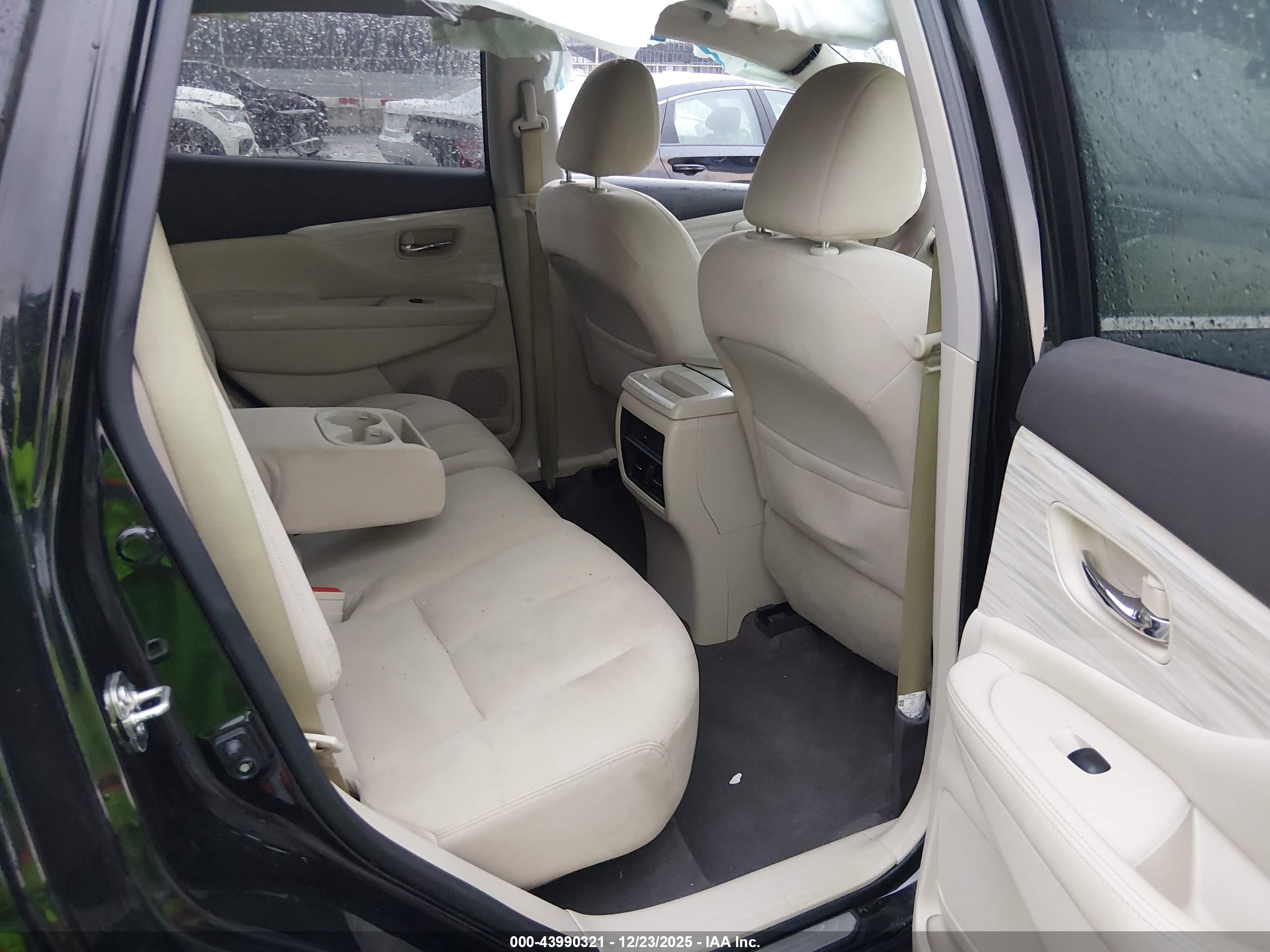 NISSAN MURANO image 8