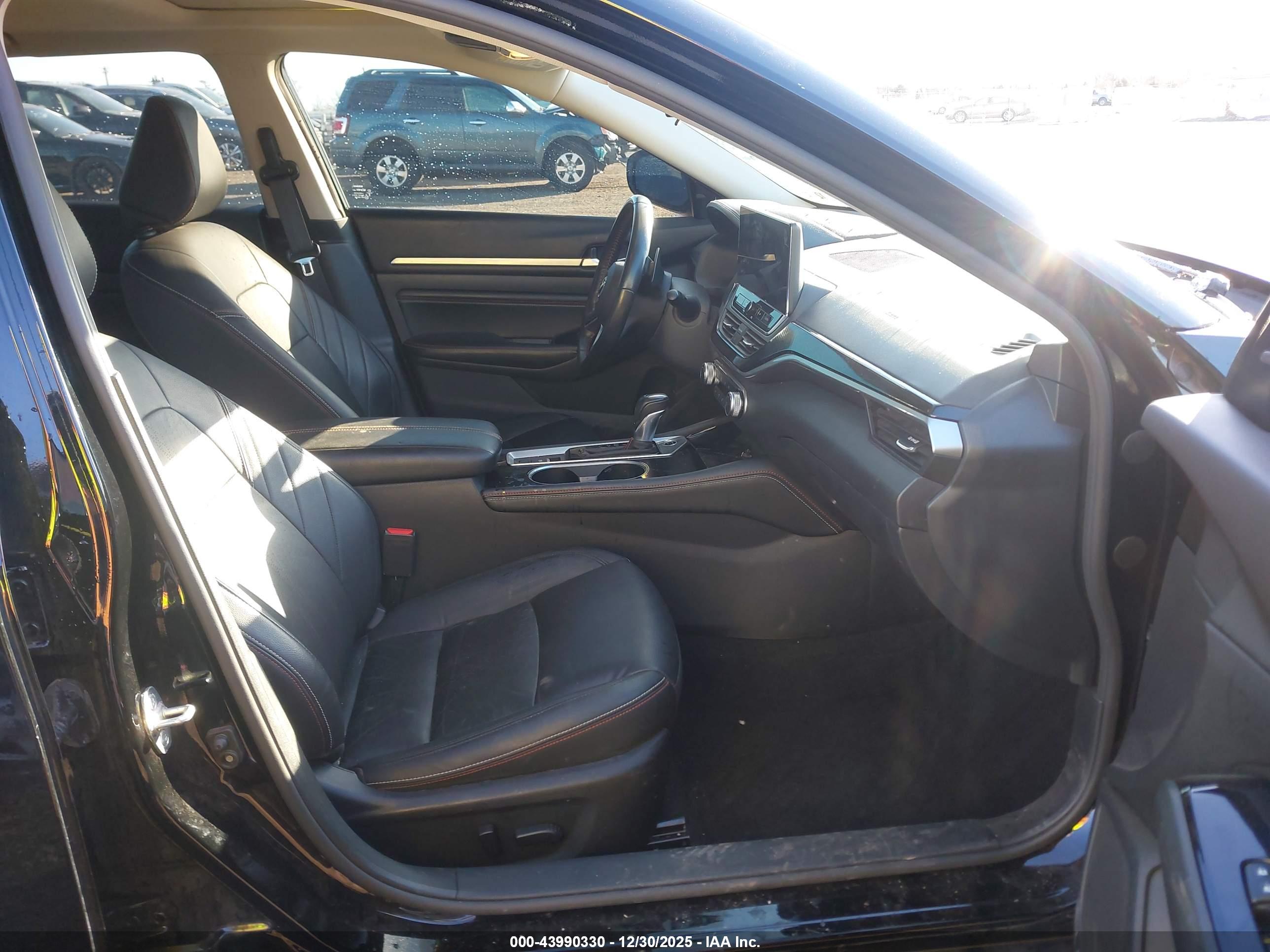 NISSAN ALTIMA image 5
