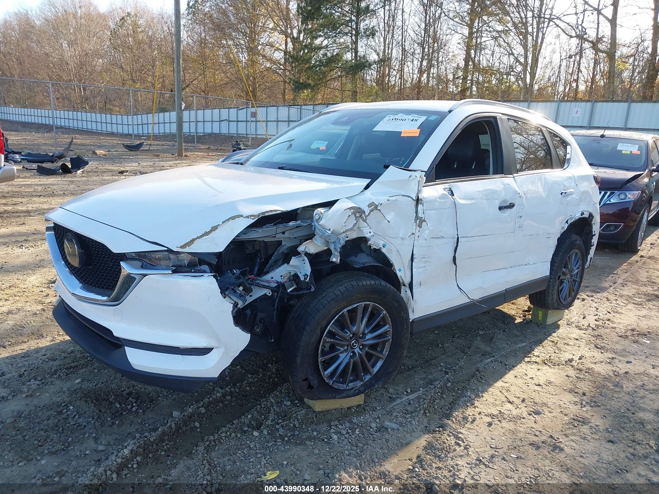 MAZDA CX-5 image 6