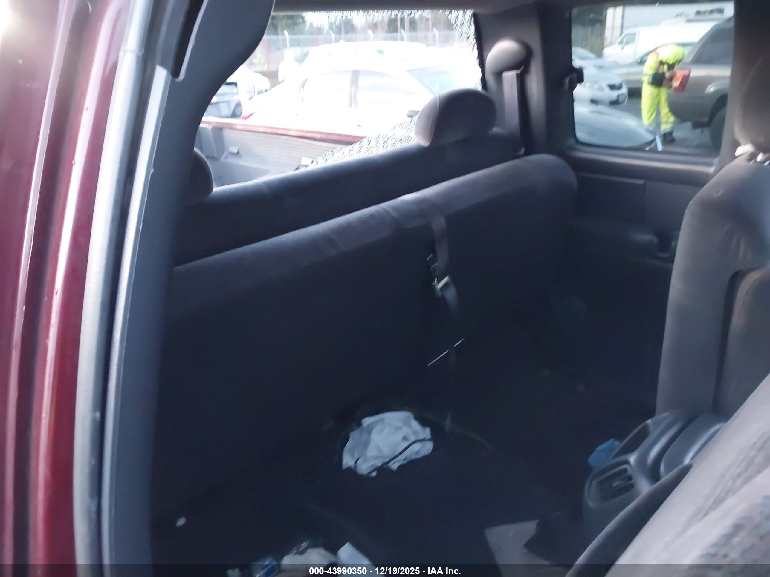 GMC SIERRA image 8