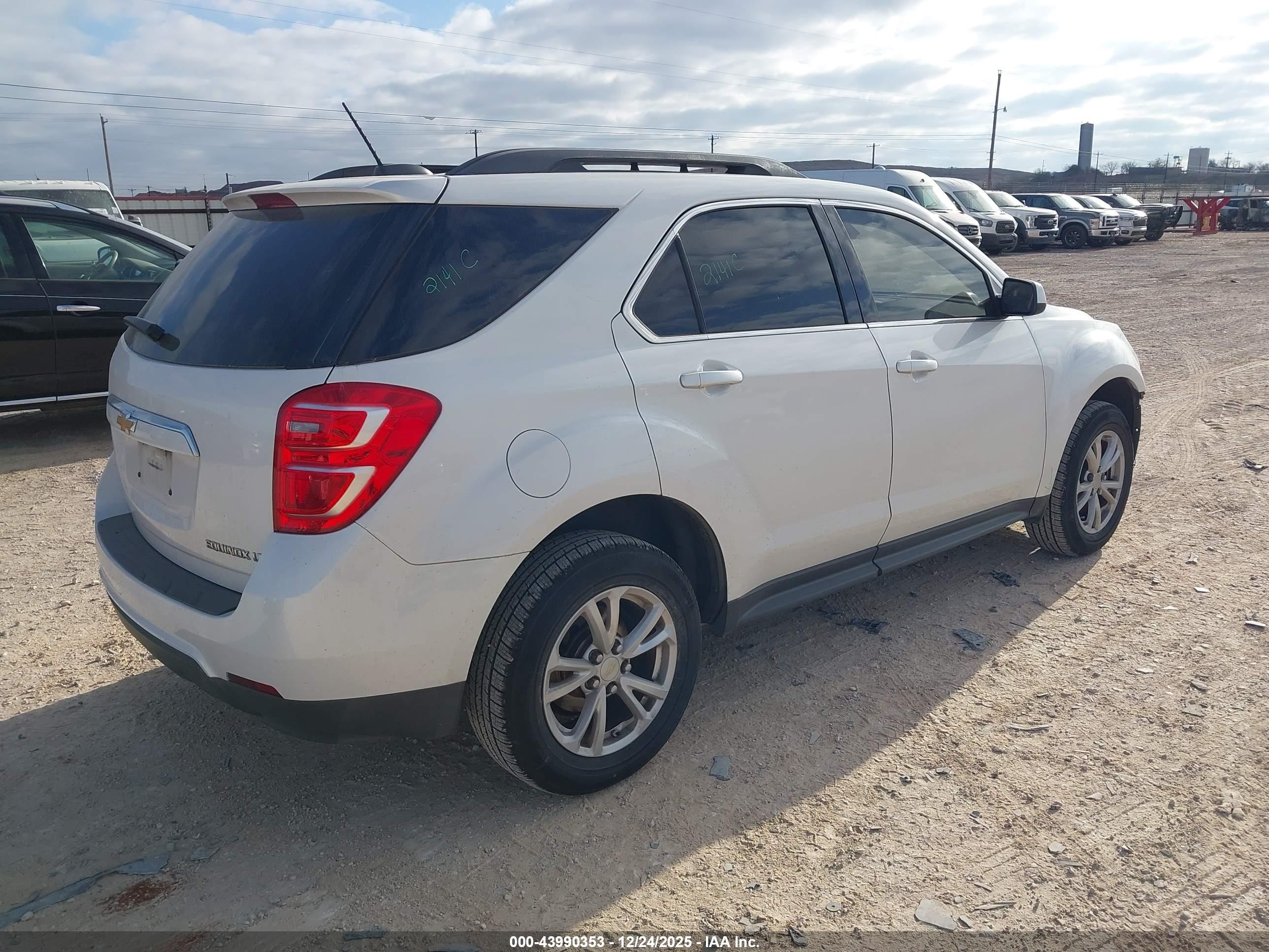 CHEVROLET EQUINOX image 4