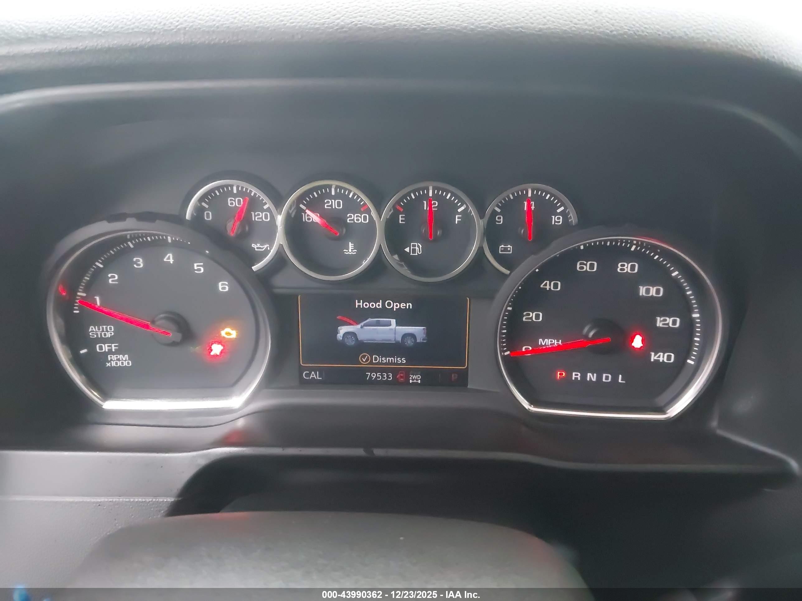 CHEVROLET SILVERADO image 7