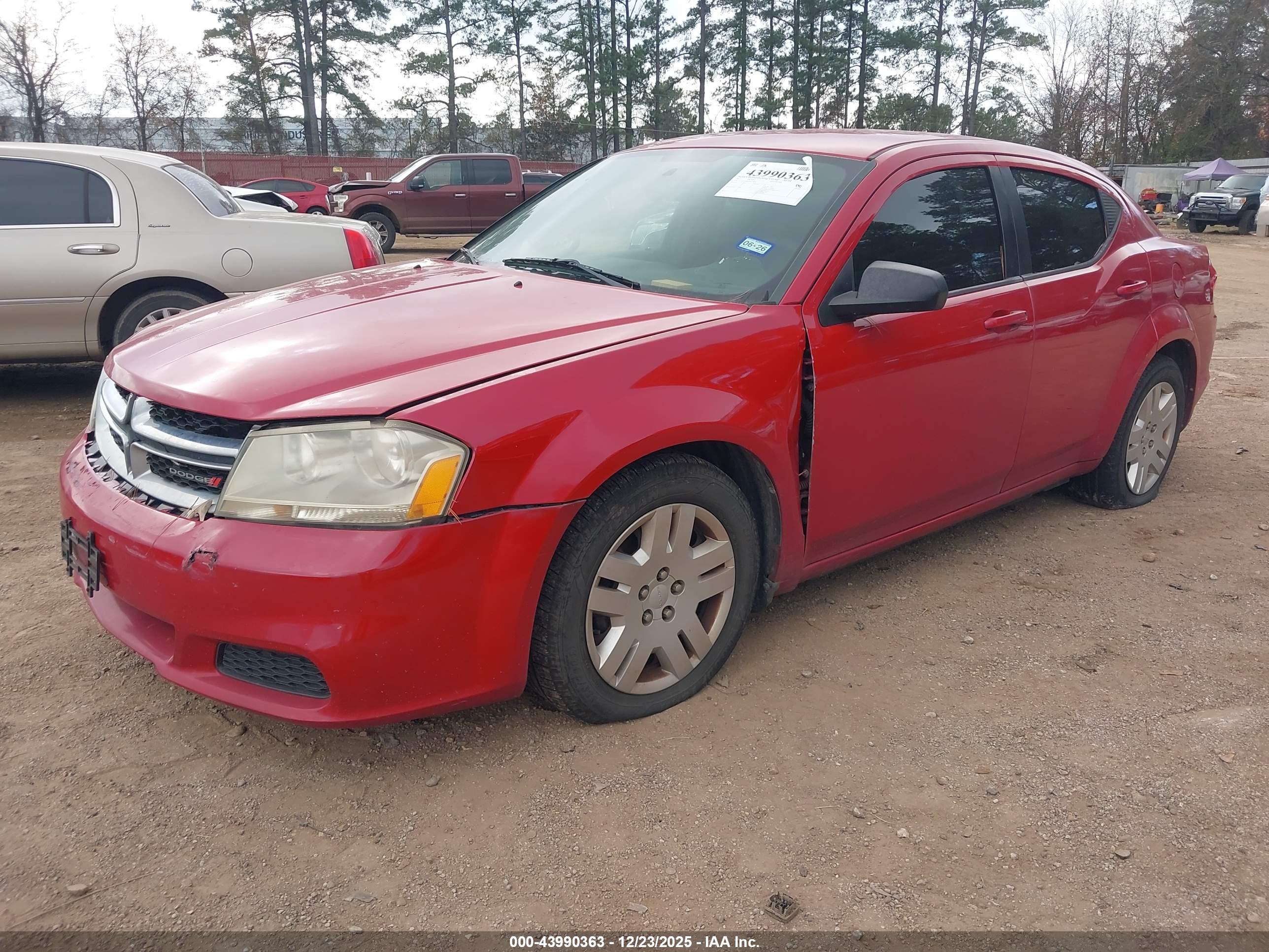 DODGE AVENGER image 2