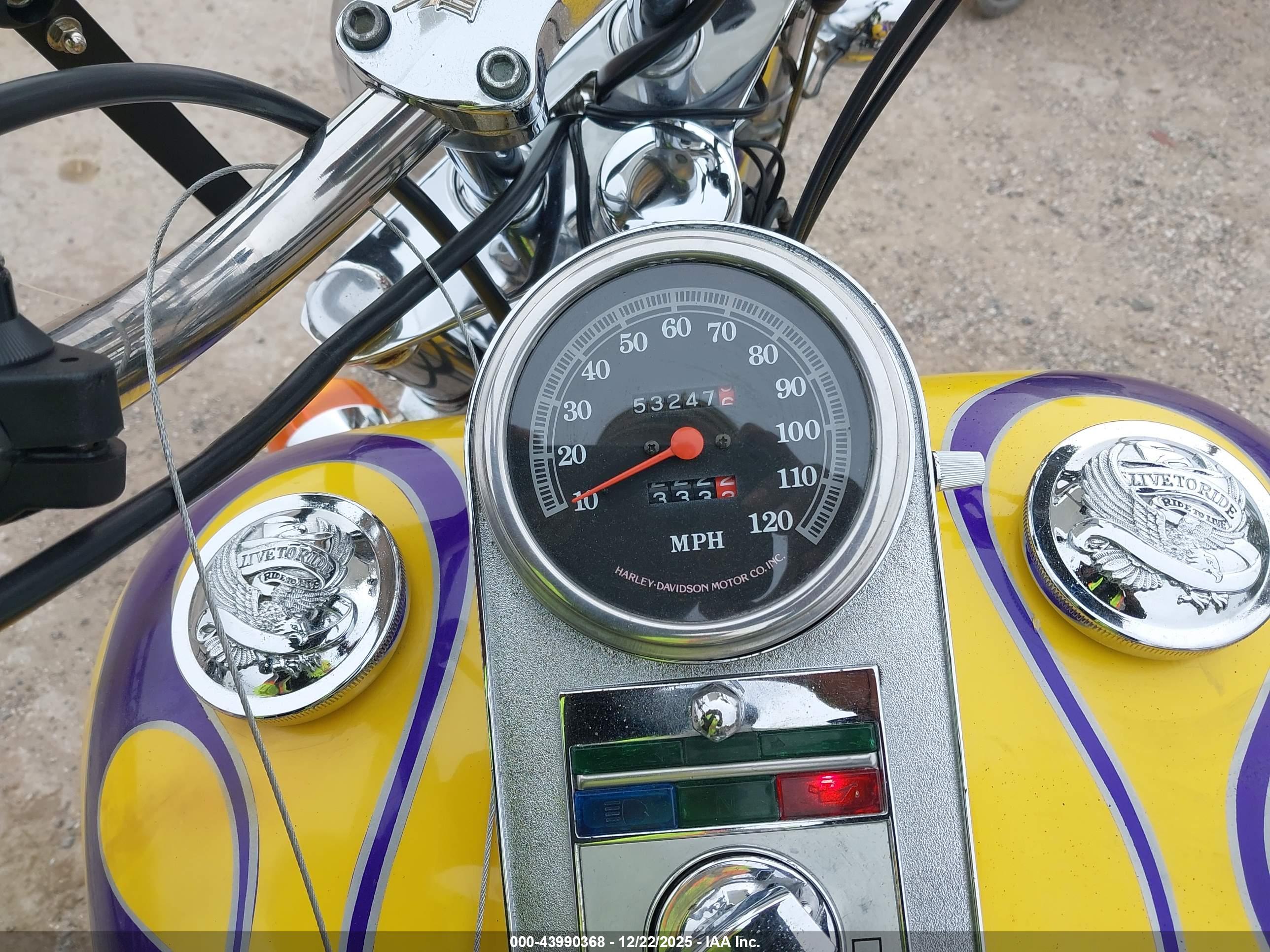 HARLEY-DAVIDSON FXST image 7