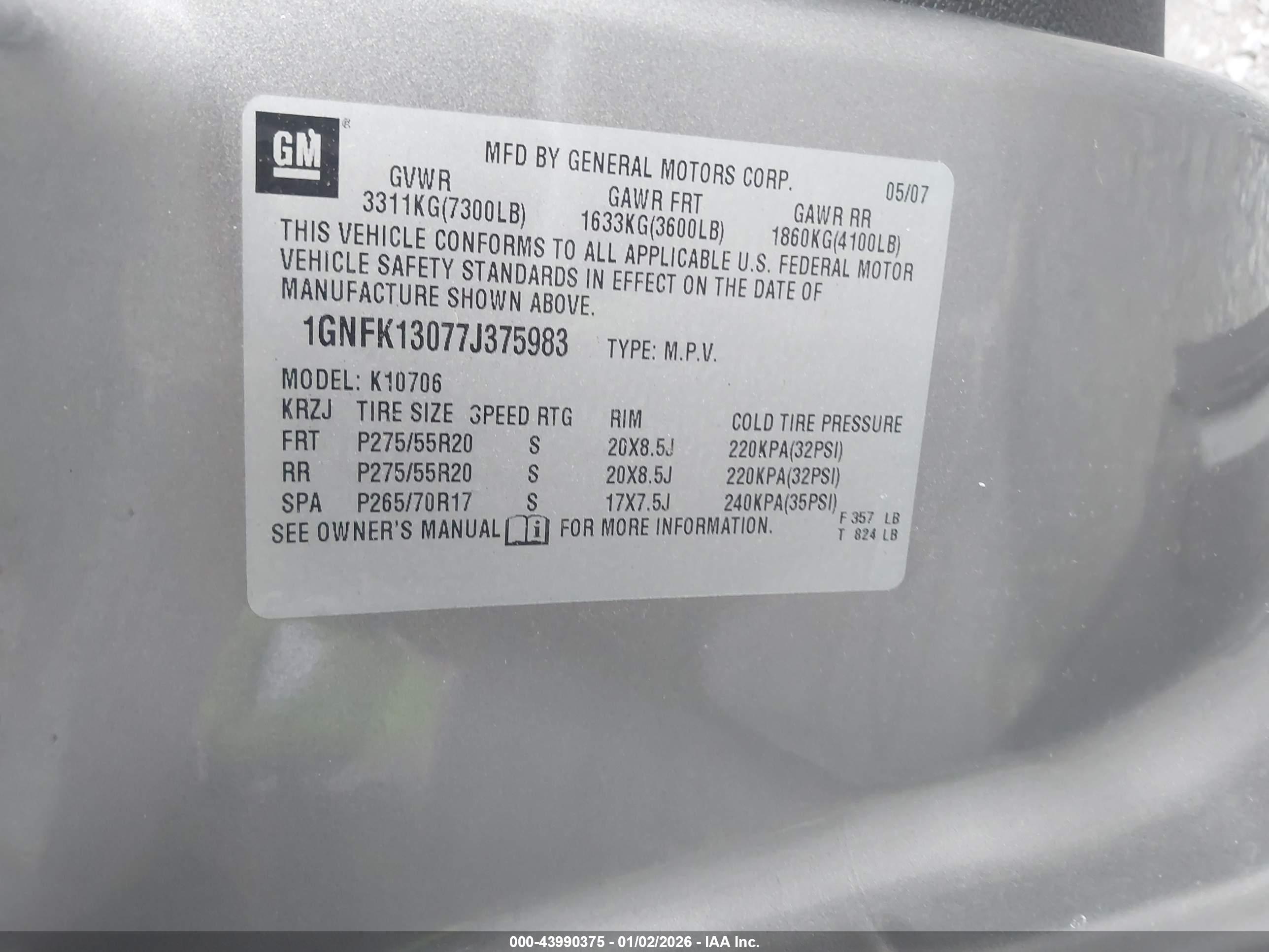 CHEVROLET TAHOE image 9