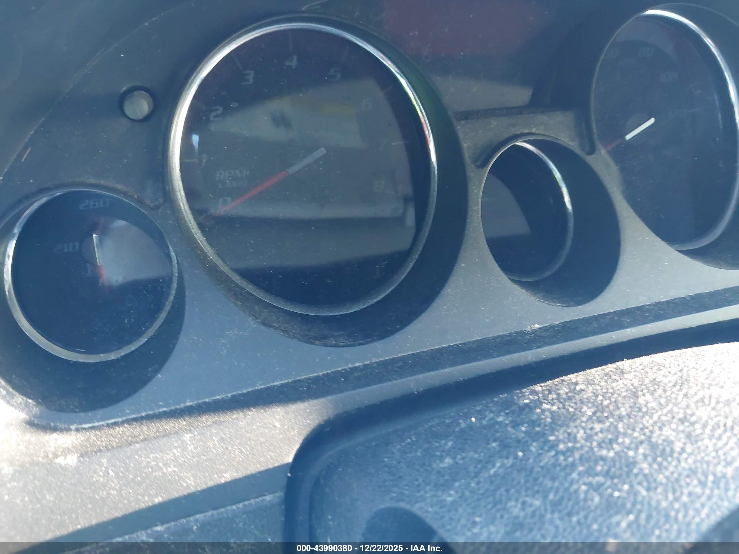 GMC ACADIA image 7