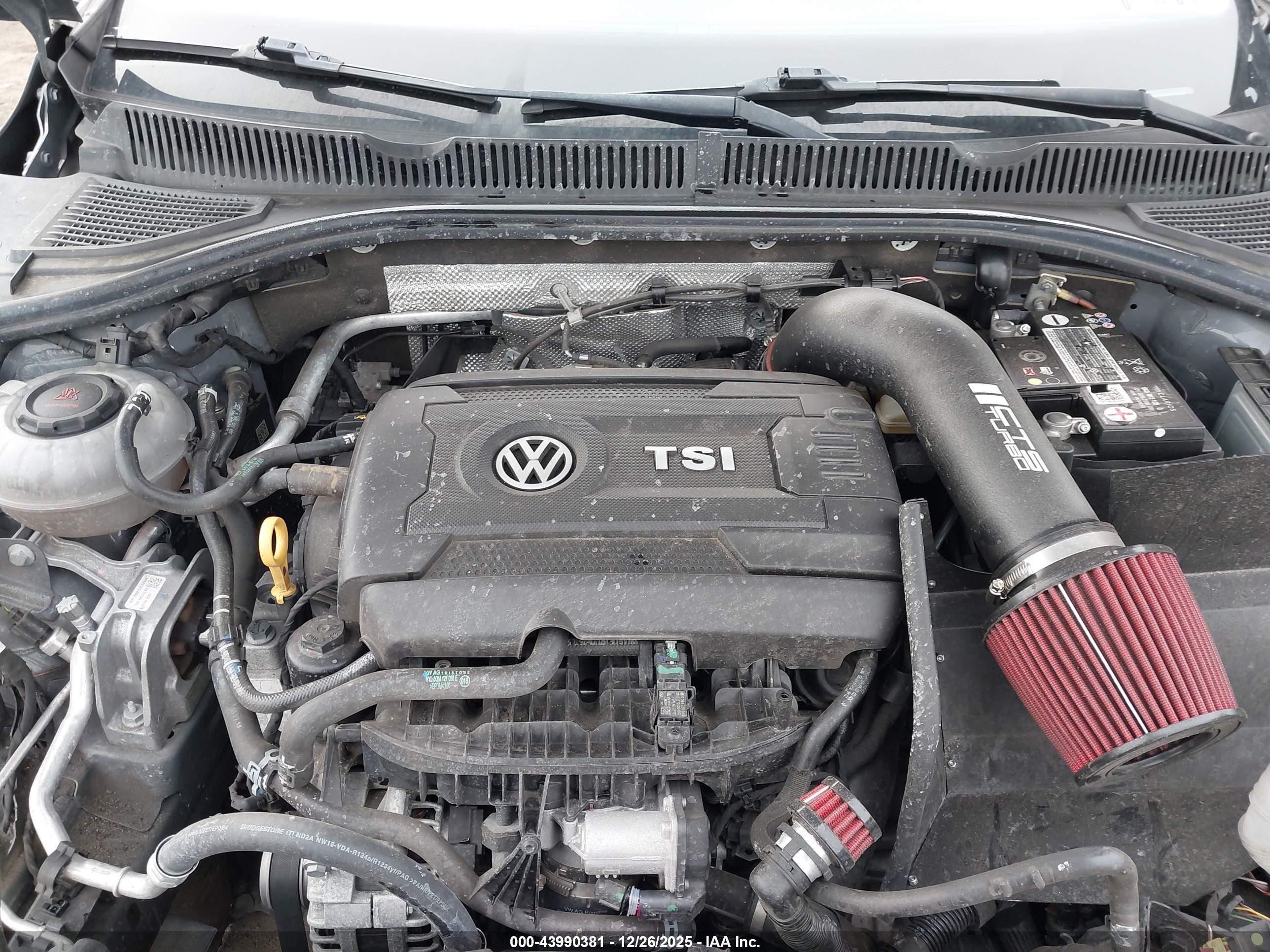 VOLKSWAGEN JETTA image 10