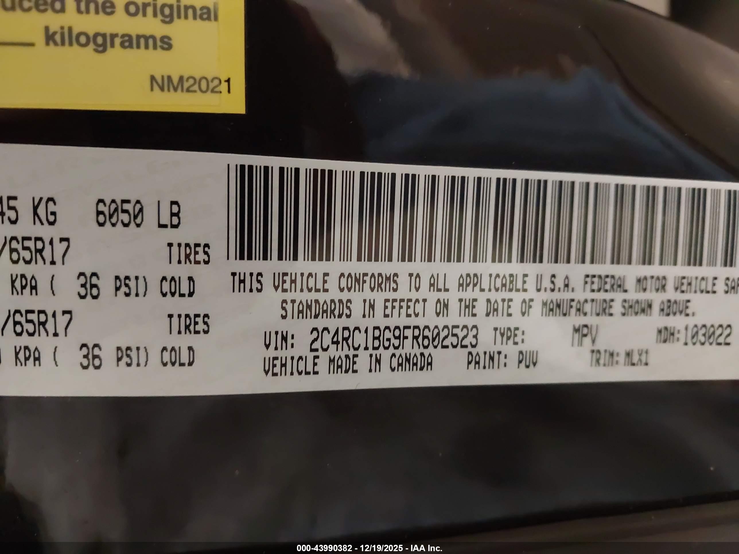 CHRYSLER TOWN image 9
