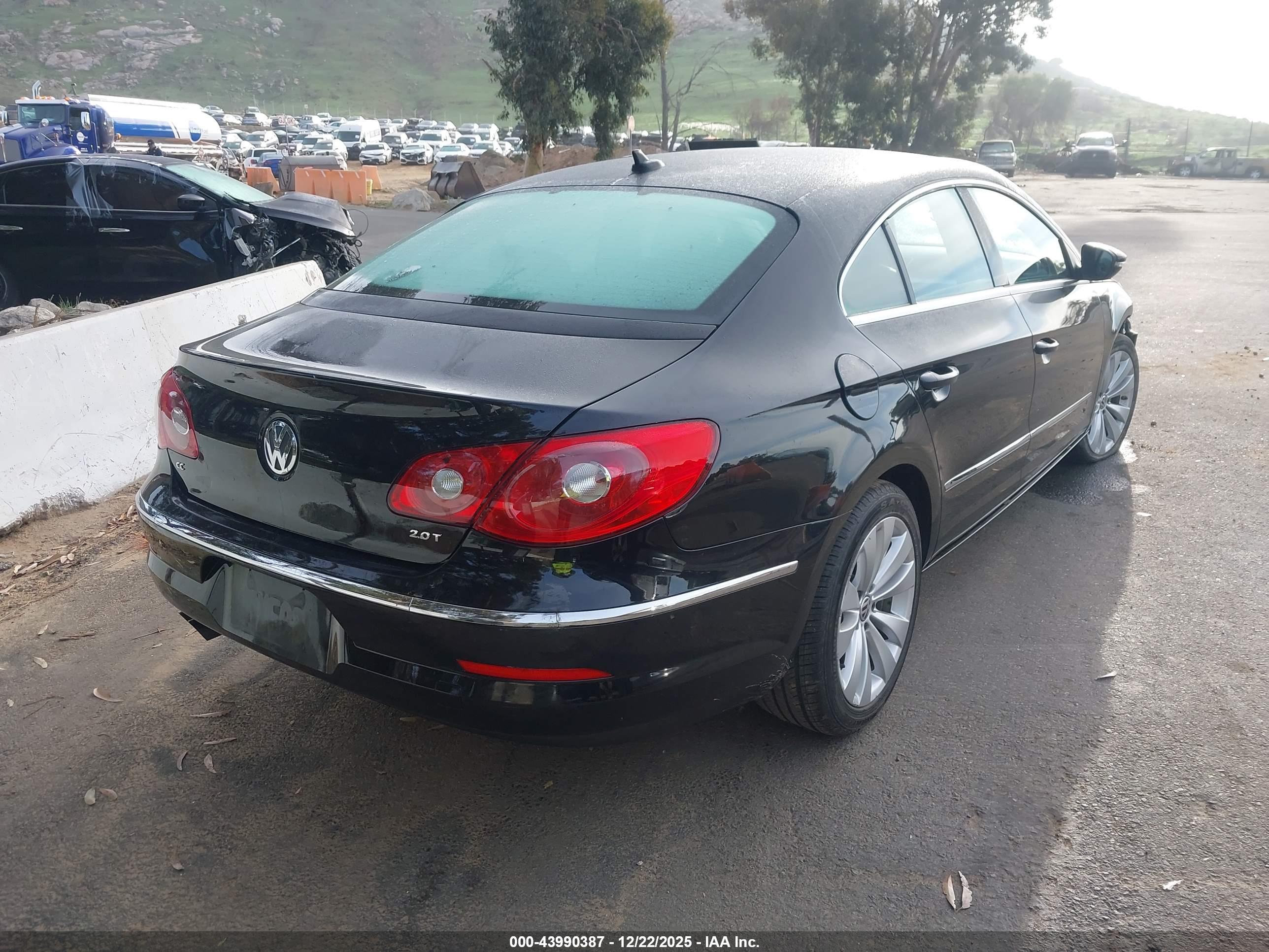 VOLKSWAGEN CC image 4