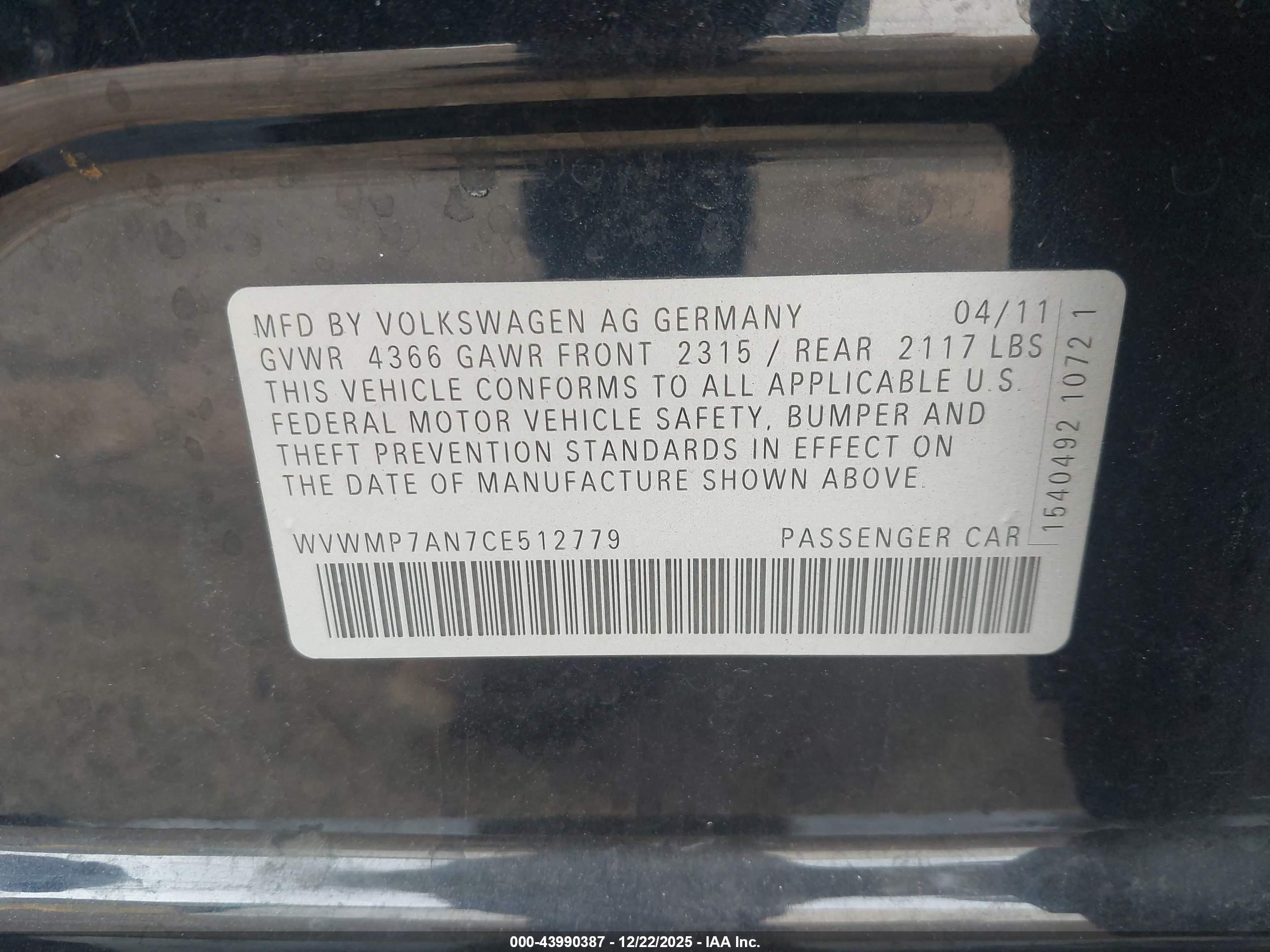 VOLKSWAGEN CC image 9