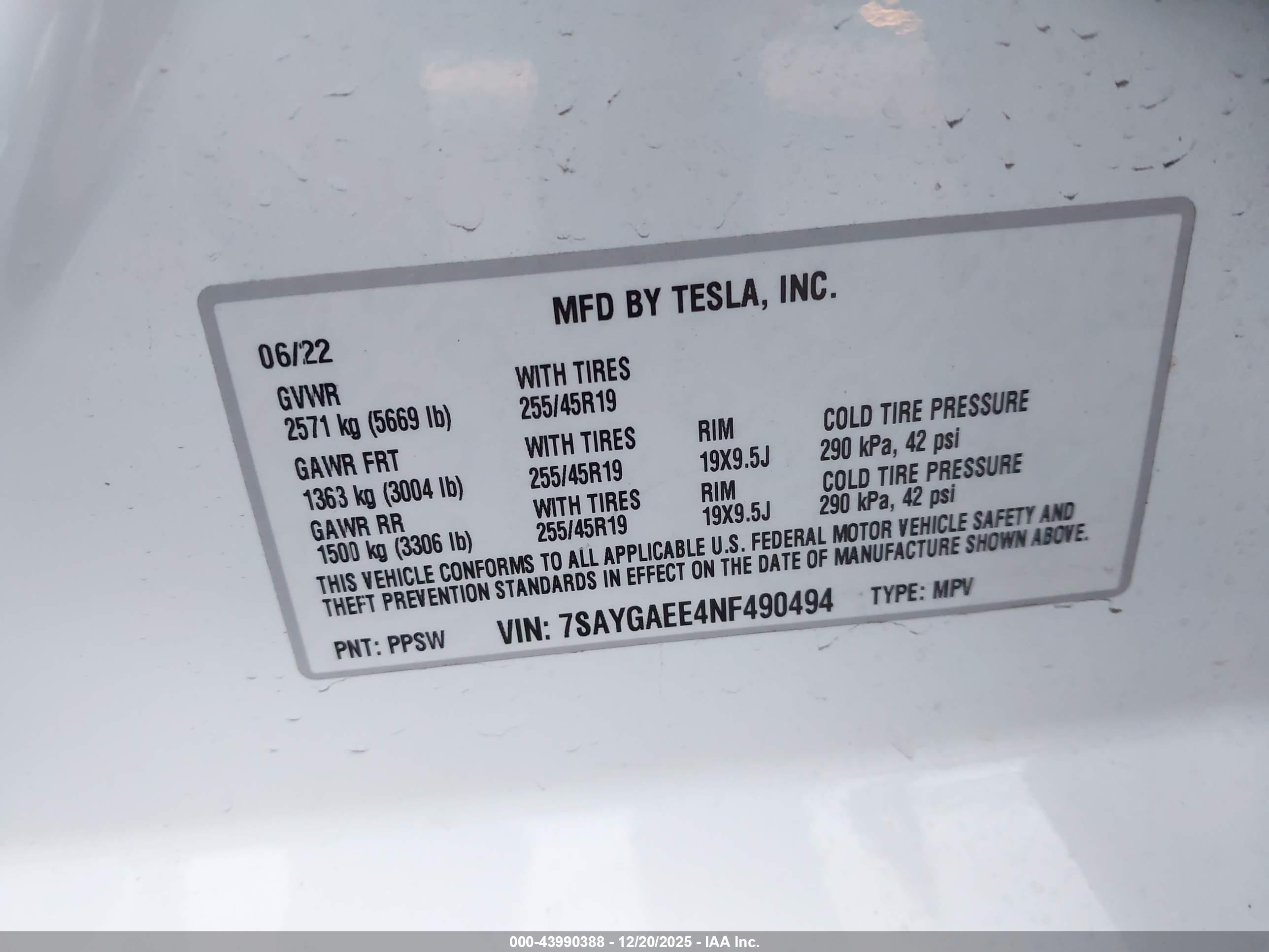 TESLA MODEL image 9