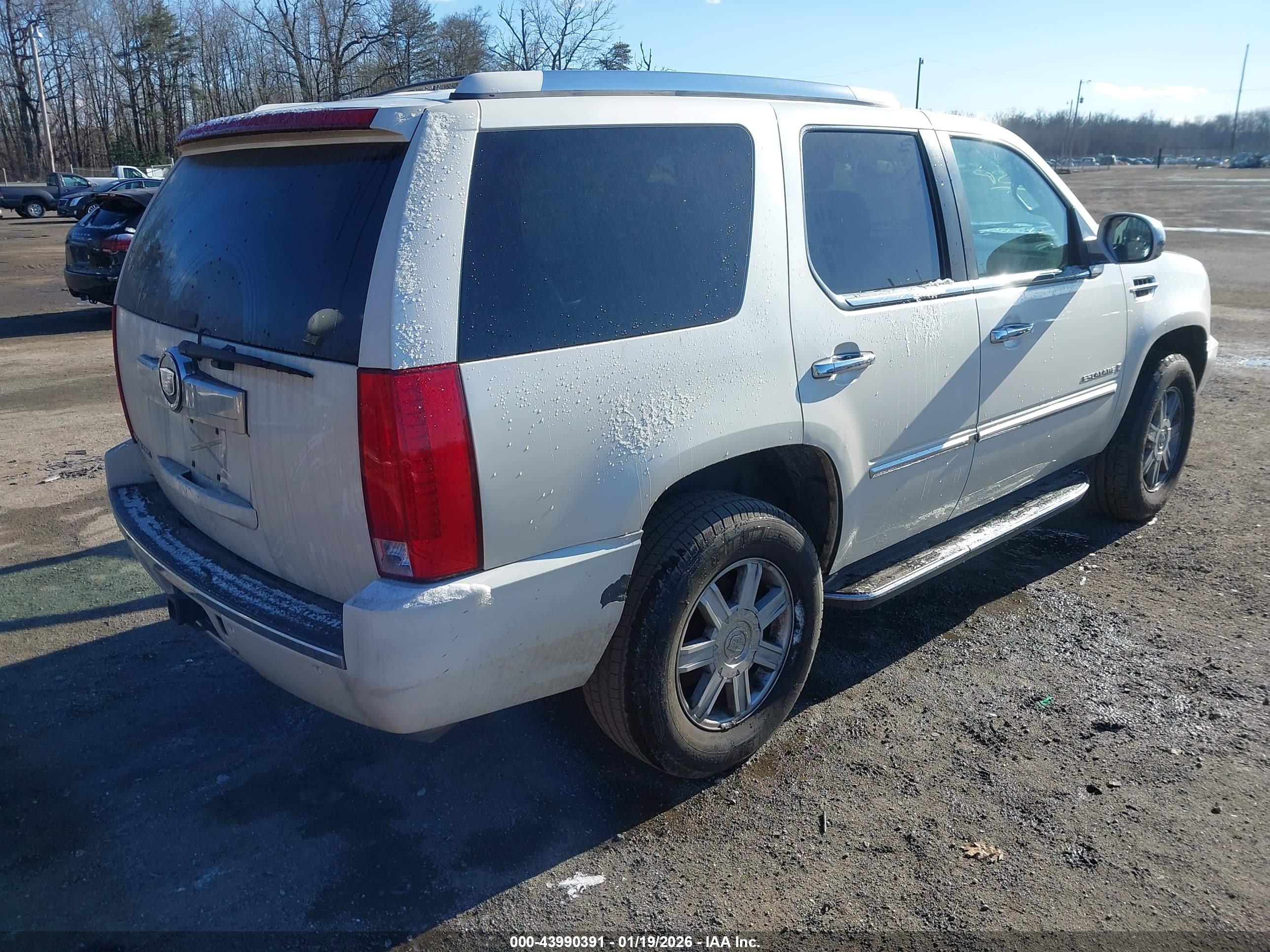 CADILLAC ESCALADE image 4