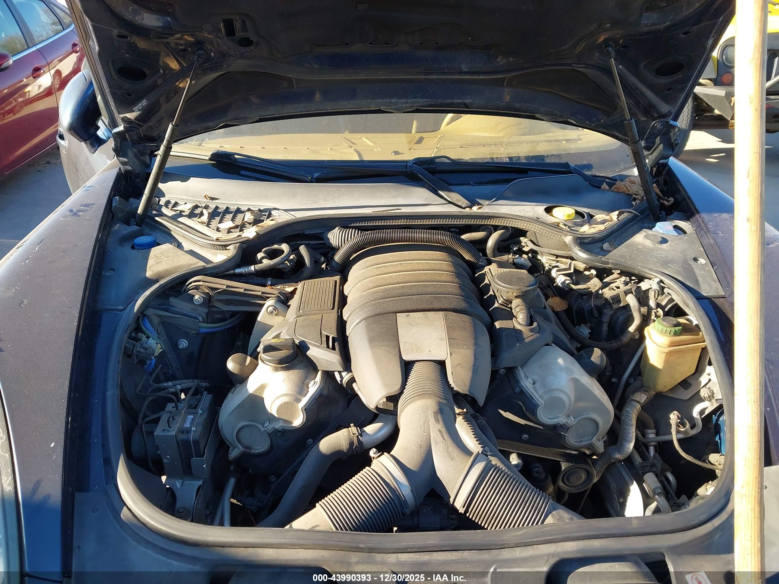 PORSCHE PANAMERA image 10