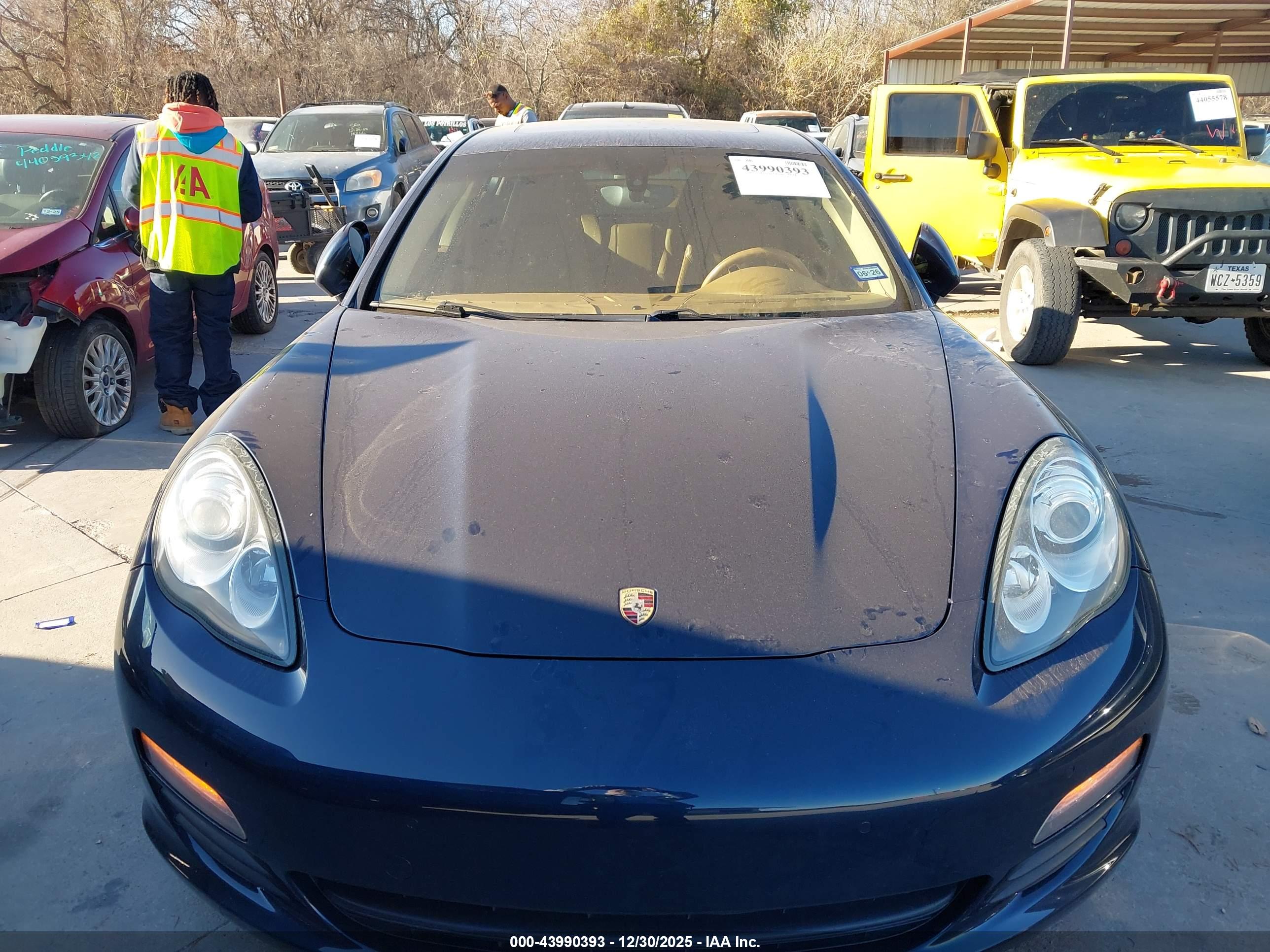 PORSCHE PANAMERA image 6