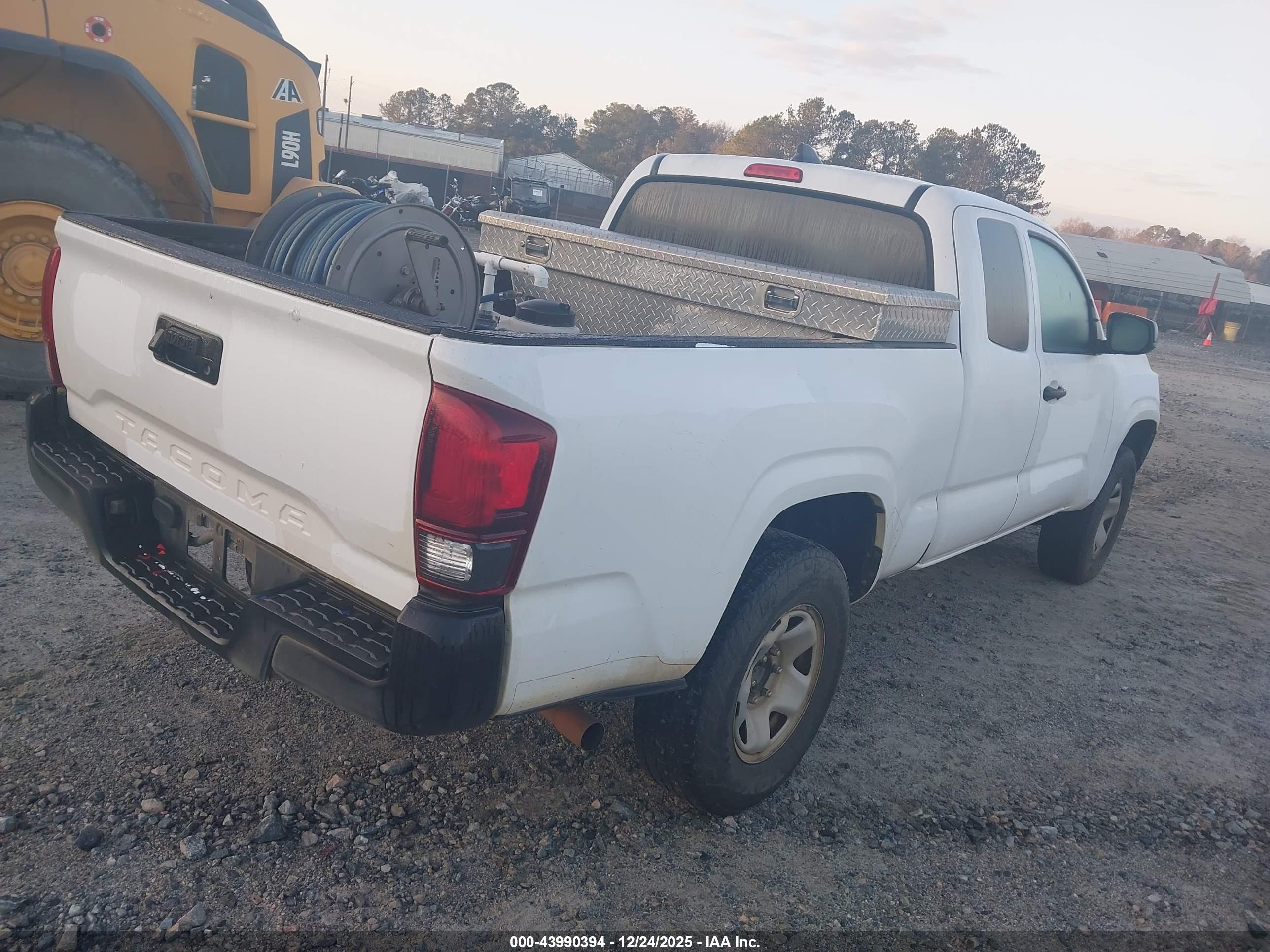 TOYOTA TACOMA image 4