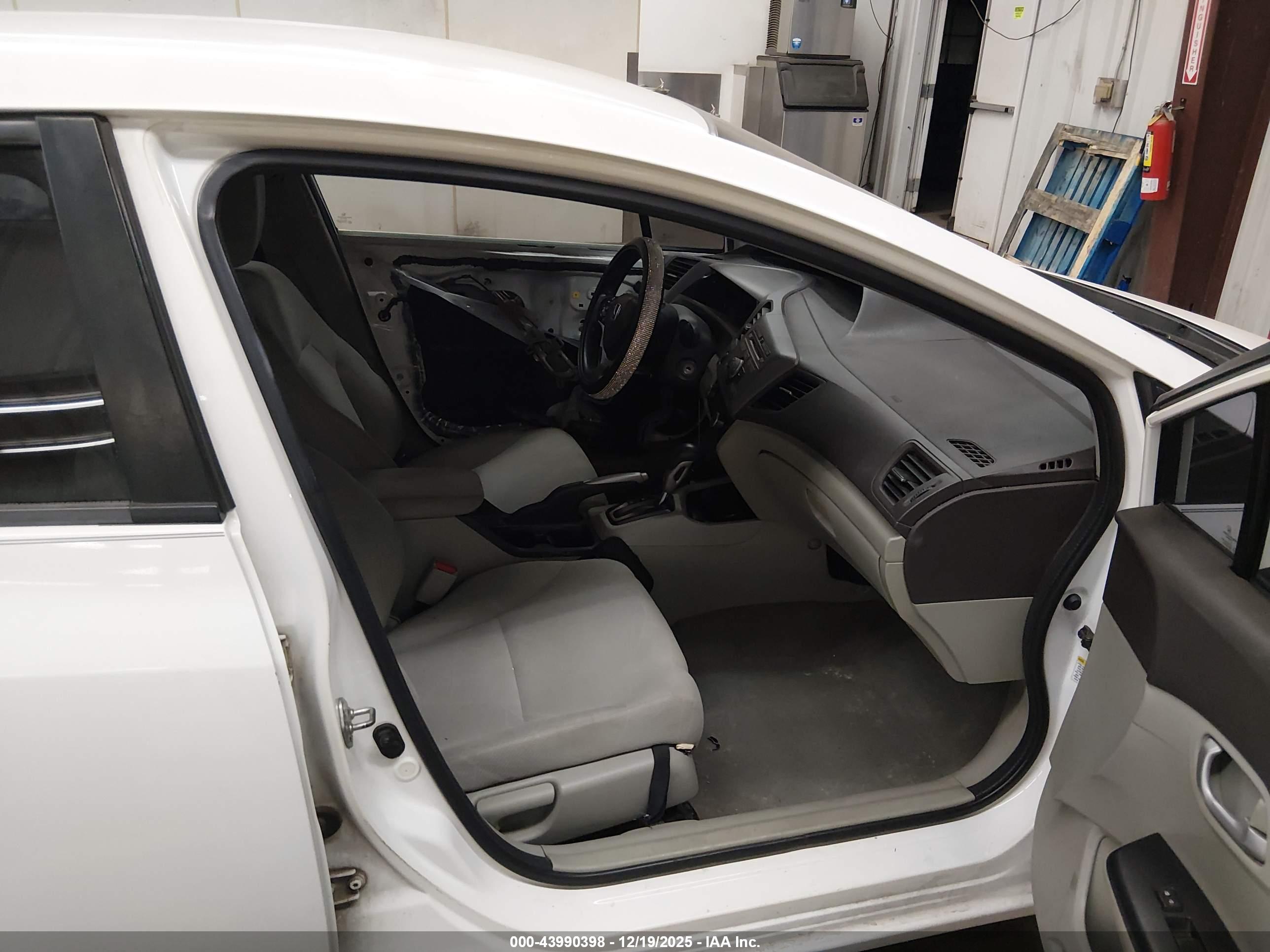 HONDA CIVIC image 5