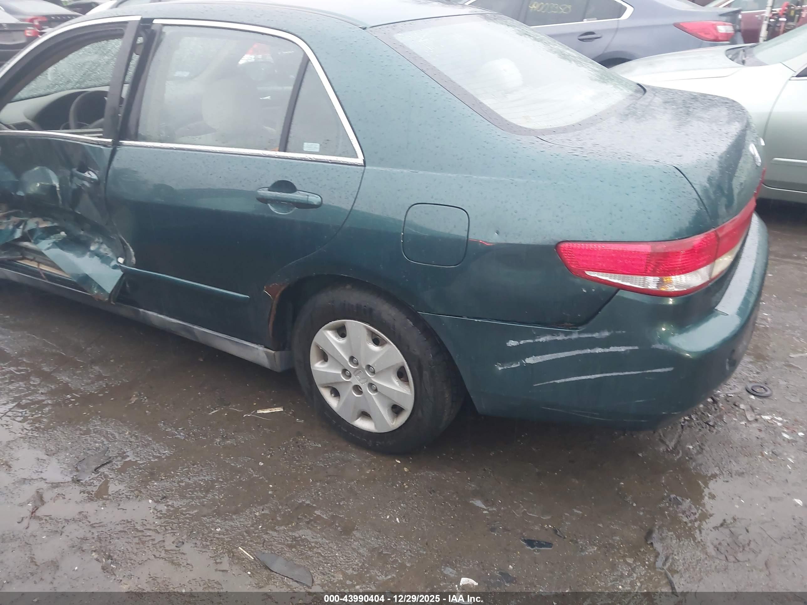 HONDA ACCORD image 3