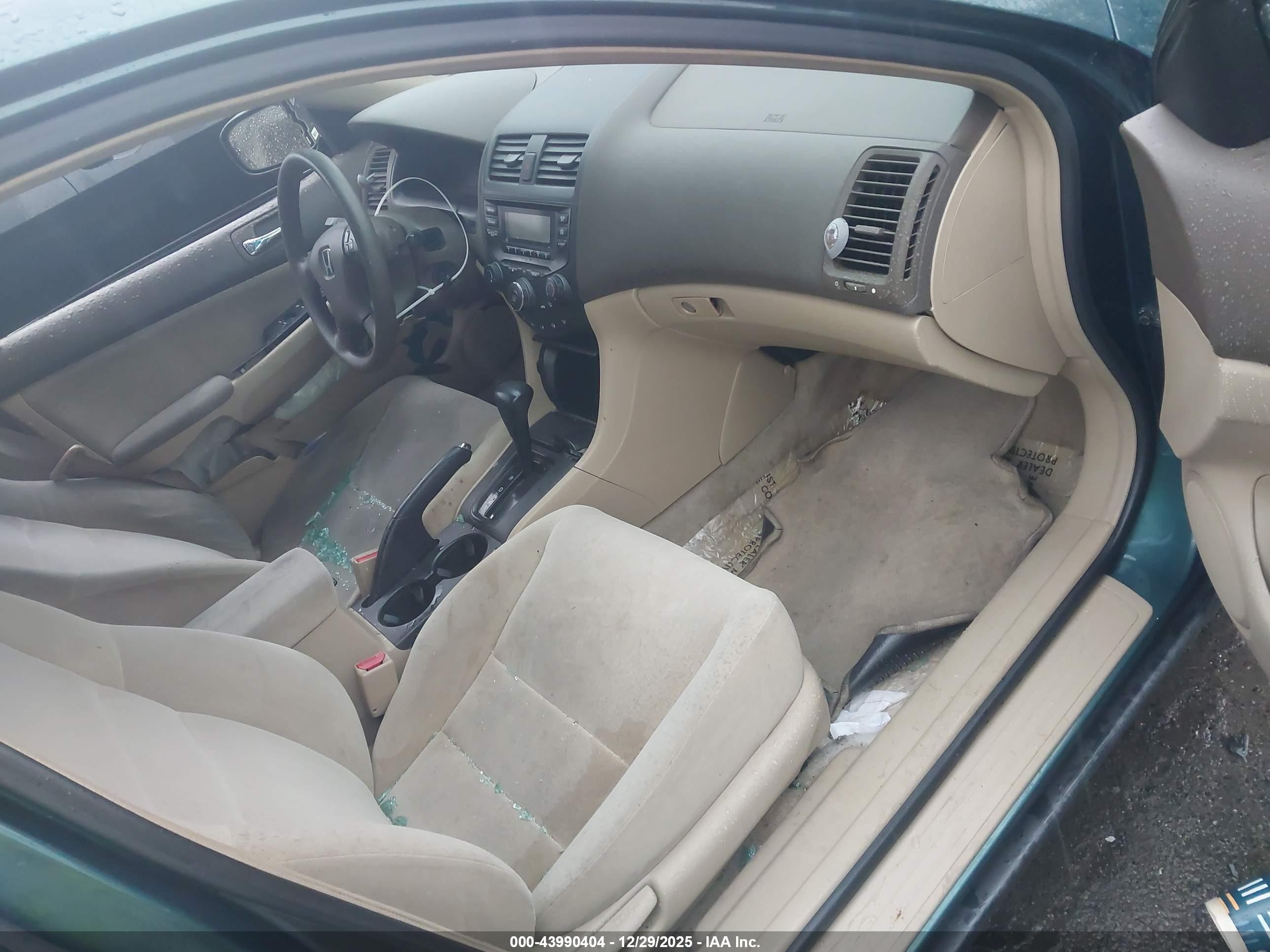 HONDA ACCORD image 5