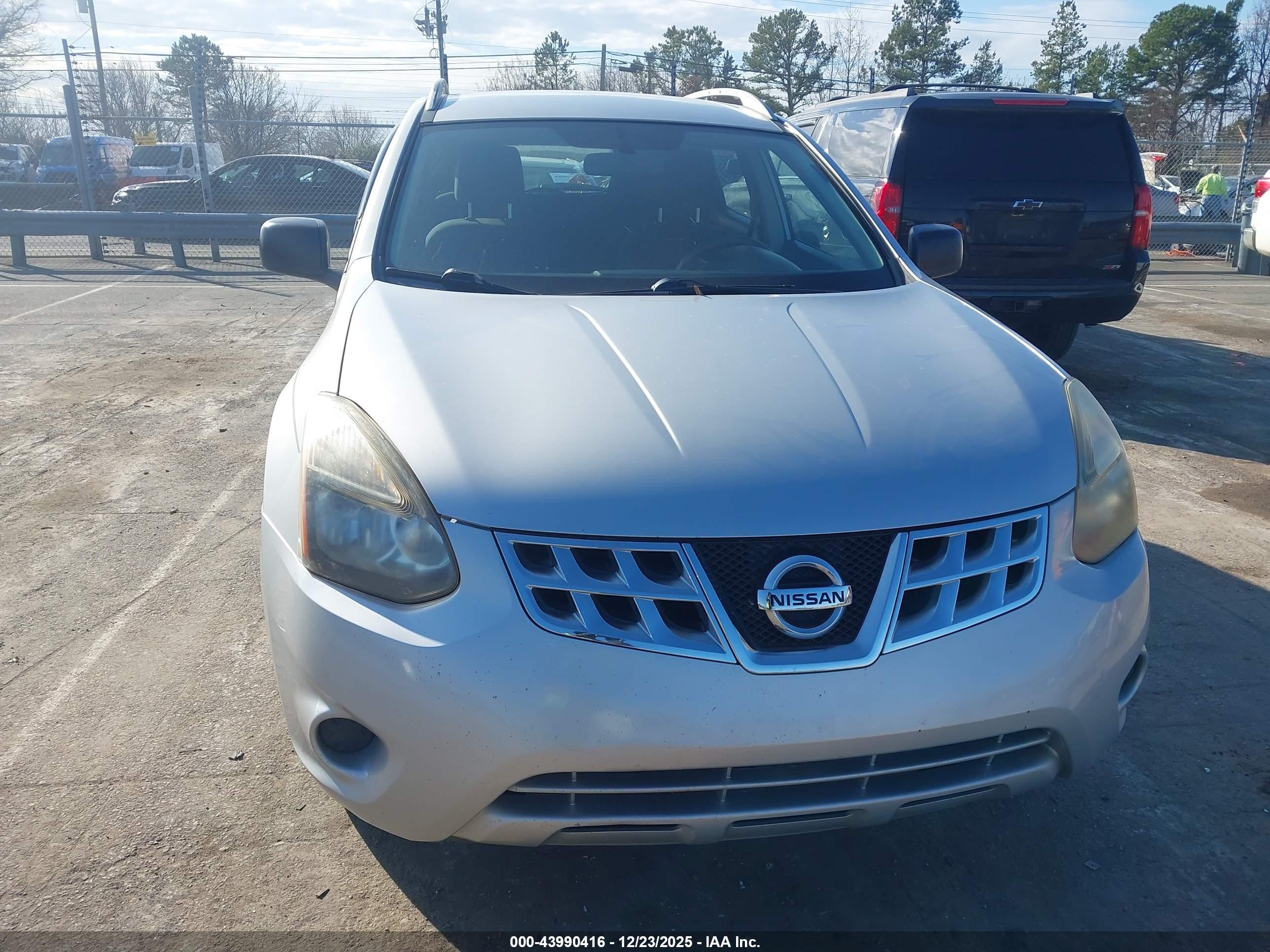 NISSAN ROGUE image 6